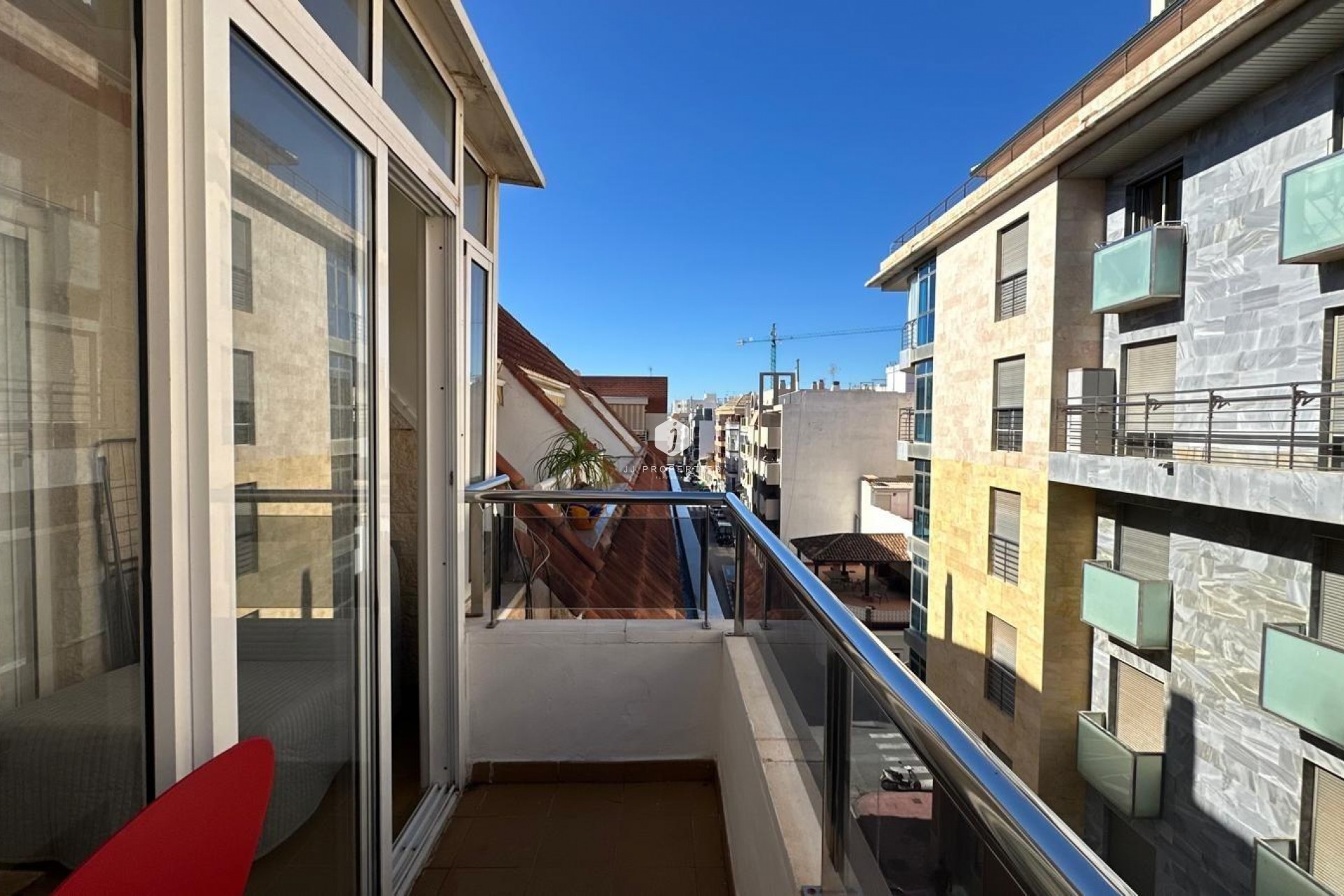 Z drugiej ręki - Mieszkanie w bloku -
Torrevieja - Estacion de autobuses