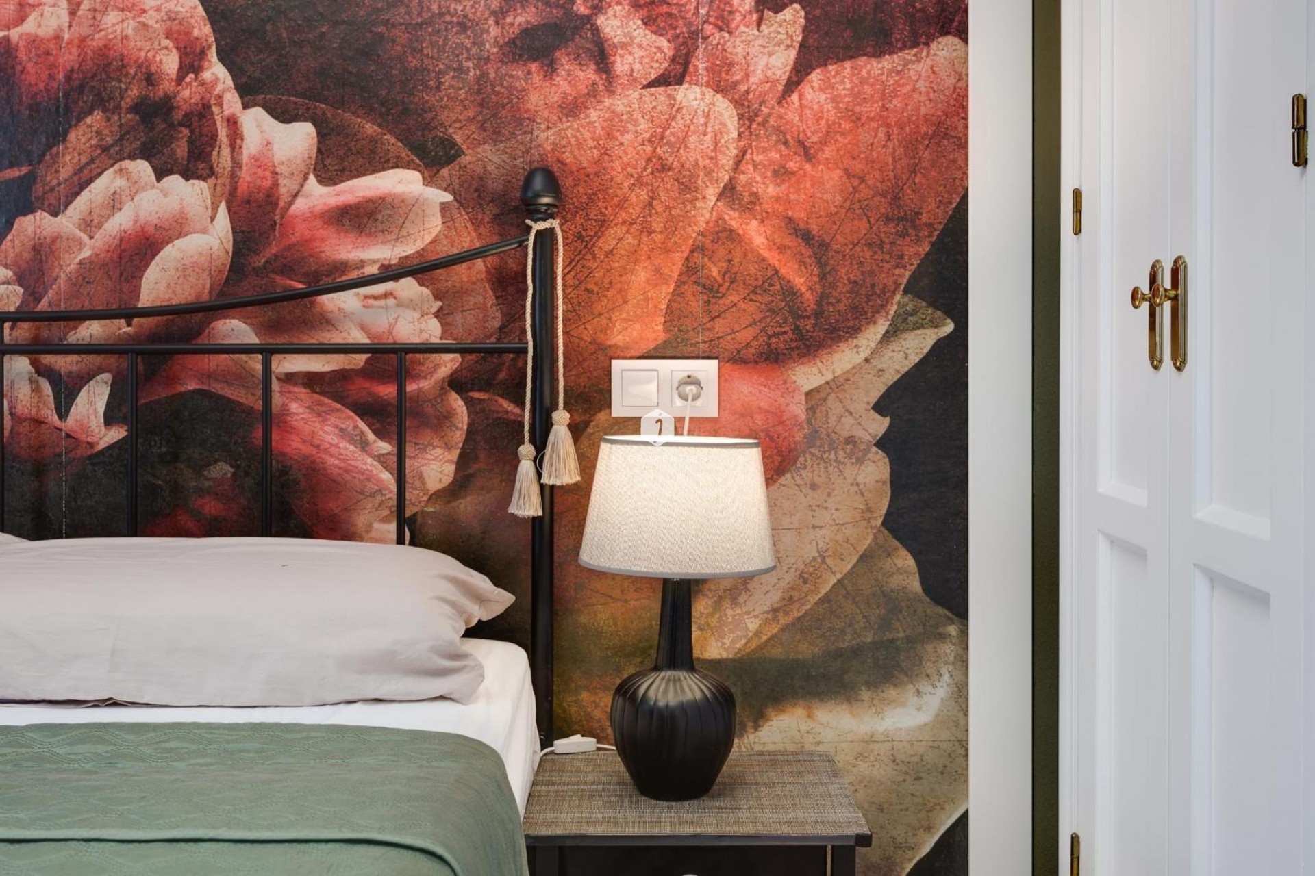 Z drugiej ręki - Mieszkanie w bloku -
Torrevieja - Estacion de autobuses