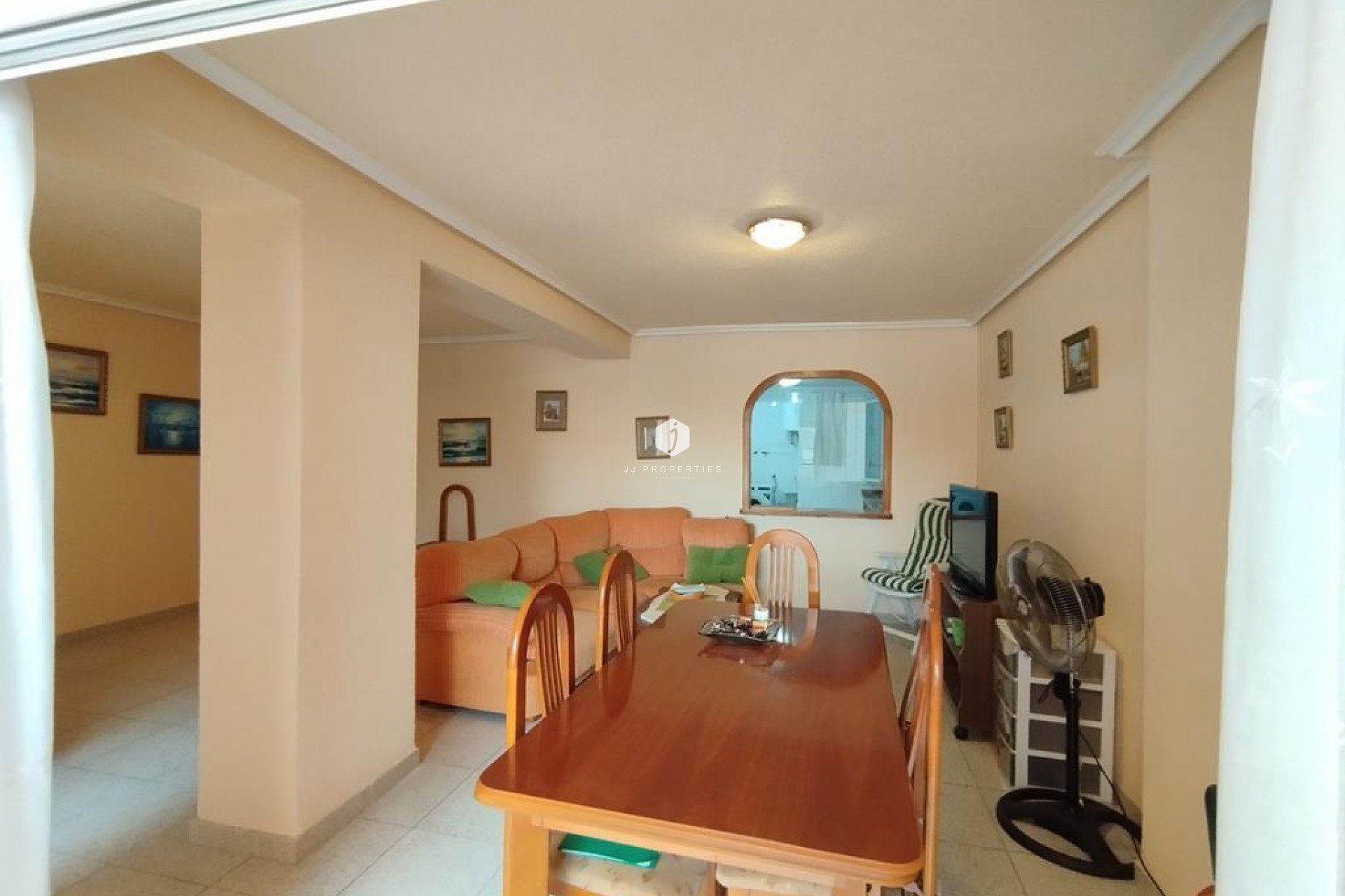 Z drugiej ręki - Mieszkanie w bloku -
Torrevieja - HABANERAS PLAZA SANTA MARIA