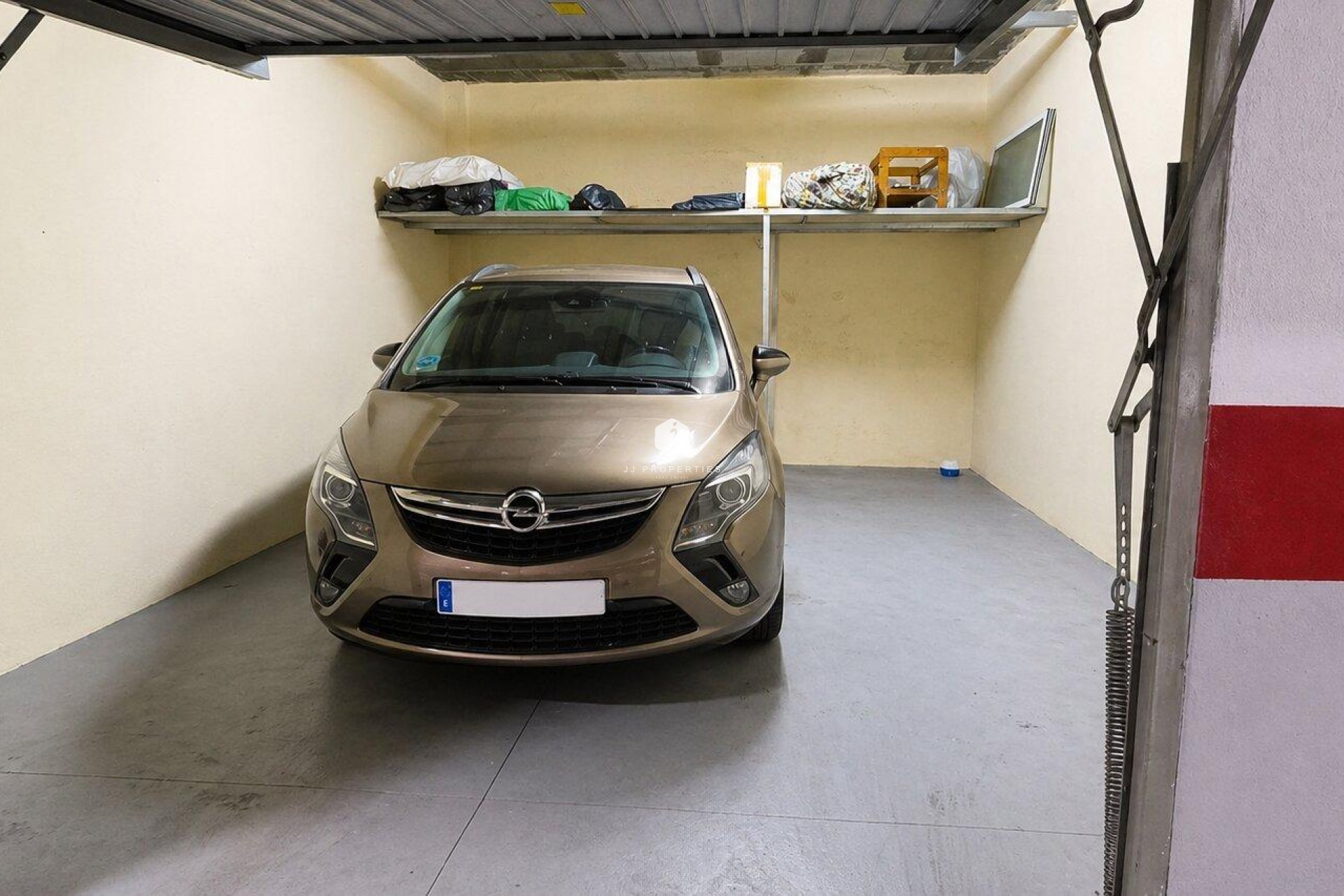Z drugiej ręki - Mieszkanie w bloku -
Torrevieja - Habaneras