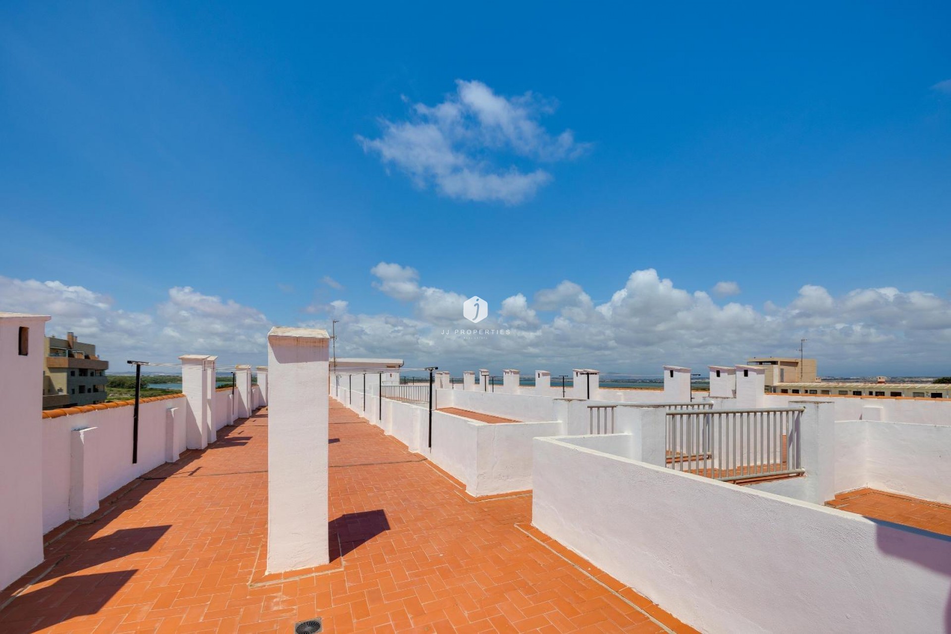 Z drugiej ręki - Mieszkanie w bloku -
Torrevieja - La Mata Pueblo