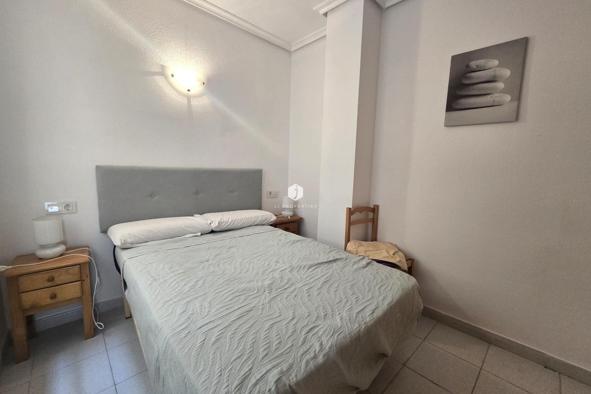 Z drugiej ręki - Mieszkanie w bloku -
Torrevieja - La Mata Pueblo