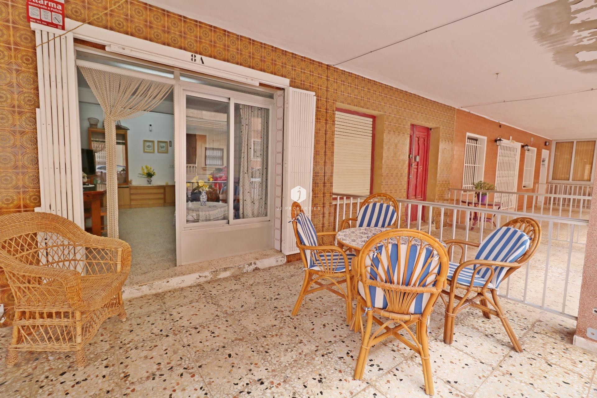 Z drugiej ręki - Mieszkanie w bloku -
Torrevieja - La Mata Pueblo
