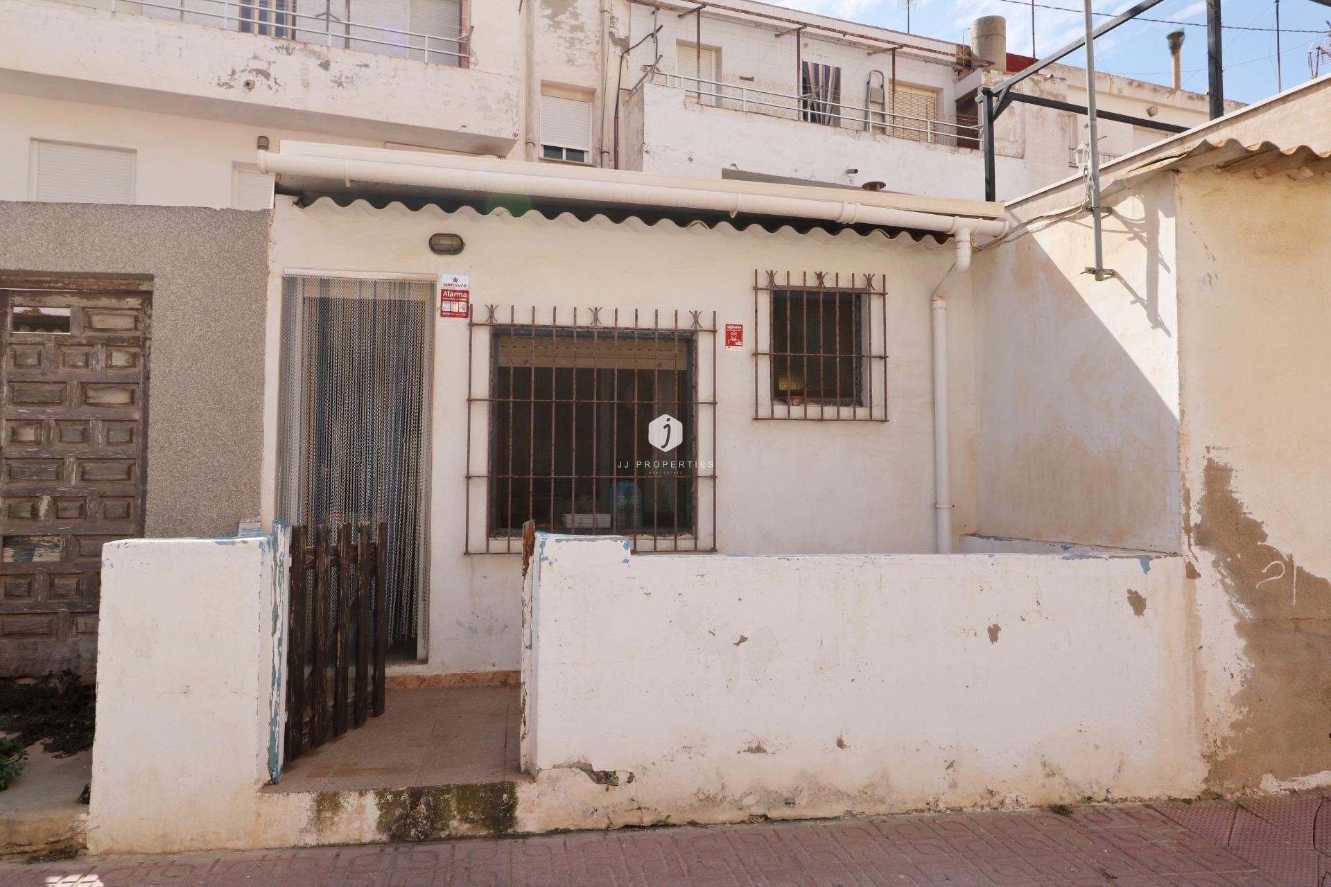 Z drugiej ręki - Mieszkanie w bloku -
Torrevieja - La Mata Pueblo