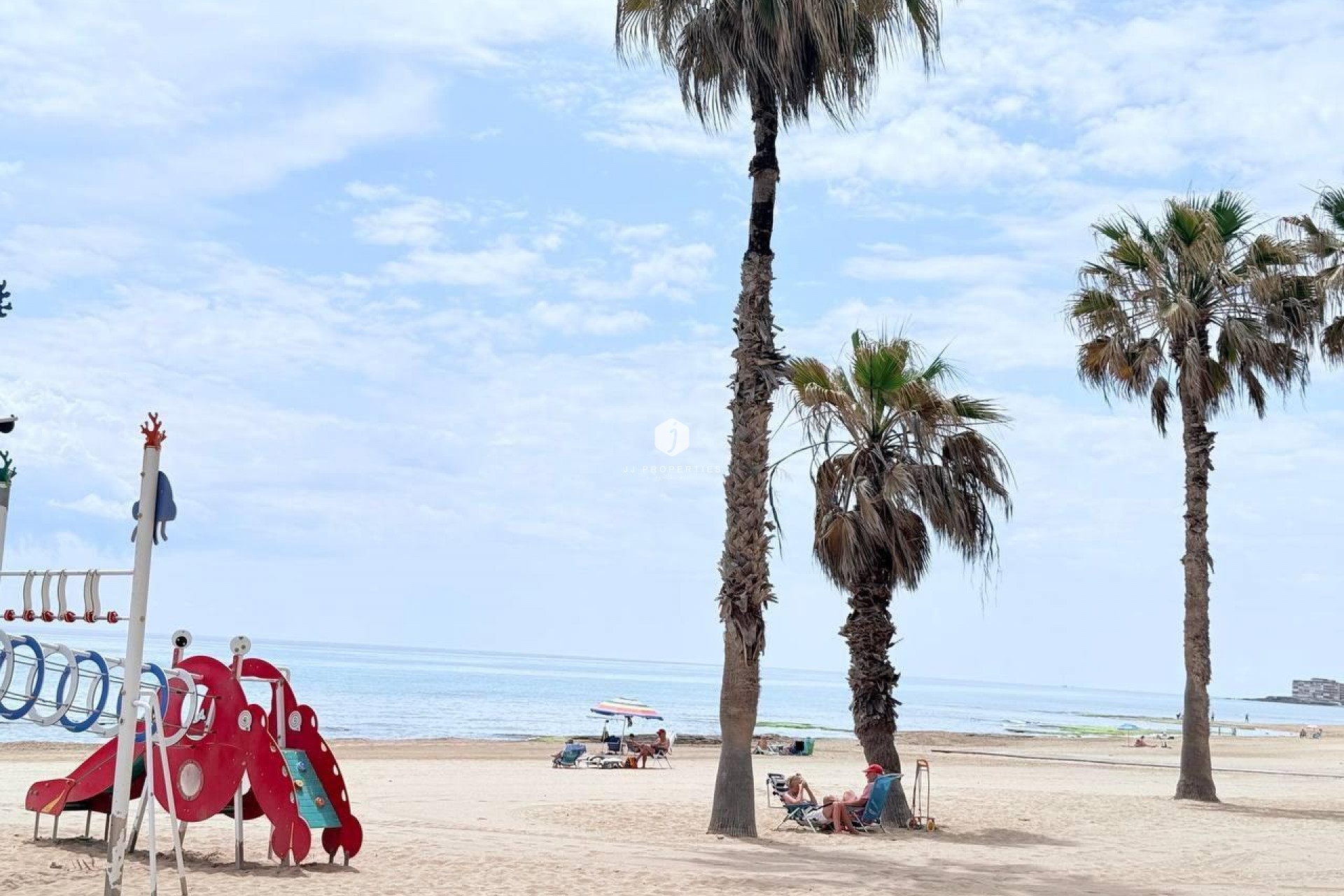 Z drugiej ręki - Mieszkanie w bloku -
Torrevieja - La Mata