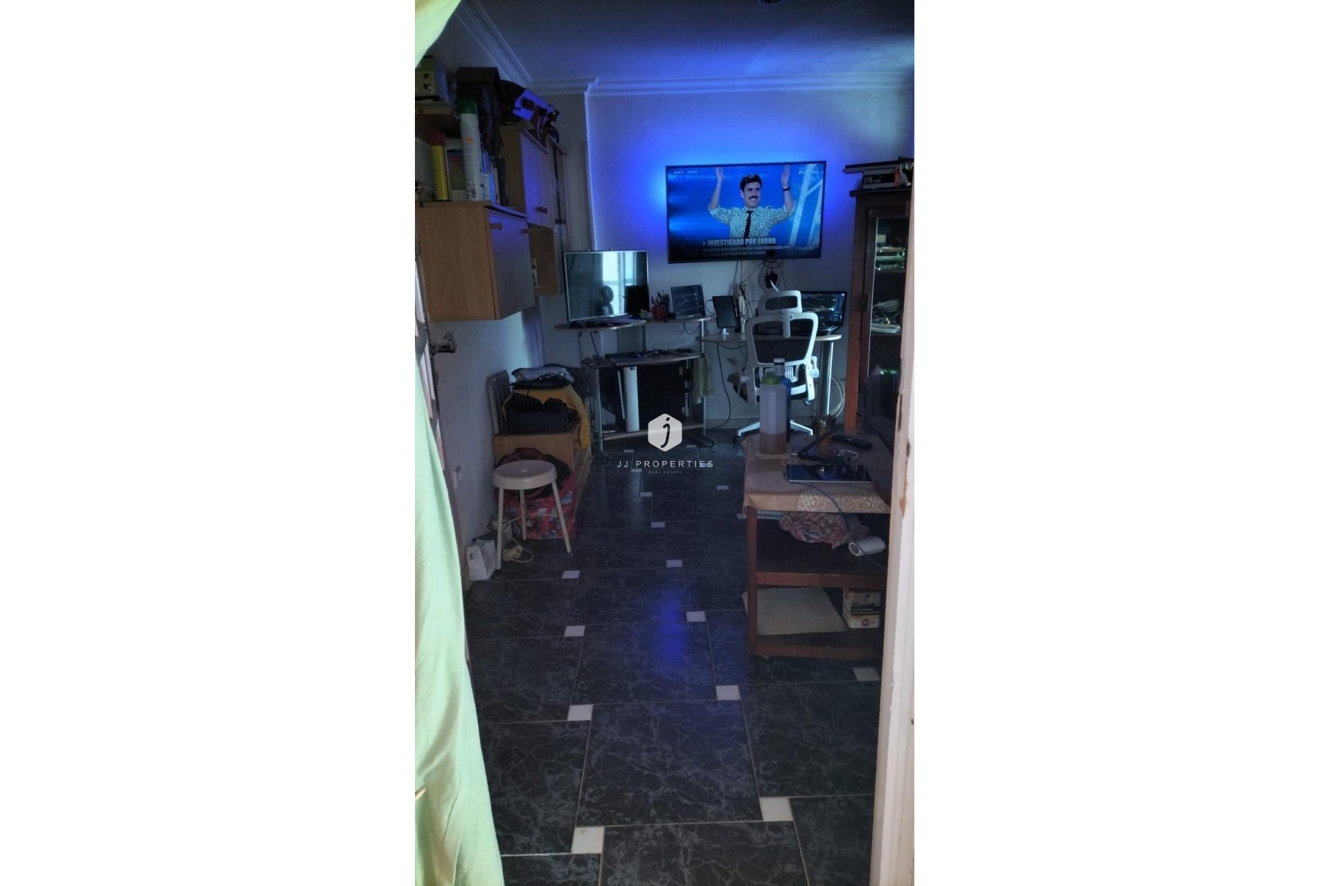 Z drugiej ręki - Mieszkanie w bloku -
Torrevieja - La Mata