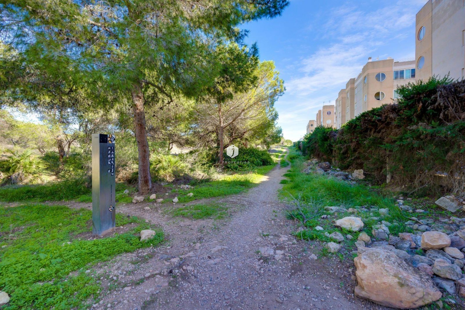 Z drugiej ręki - Mieszkanie w bloku -
Torrevieja - La Siesta - El Salado - Torreta