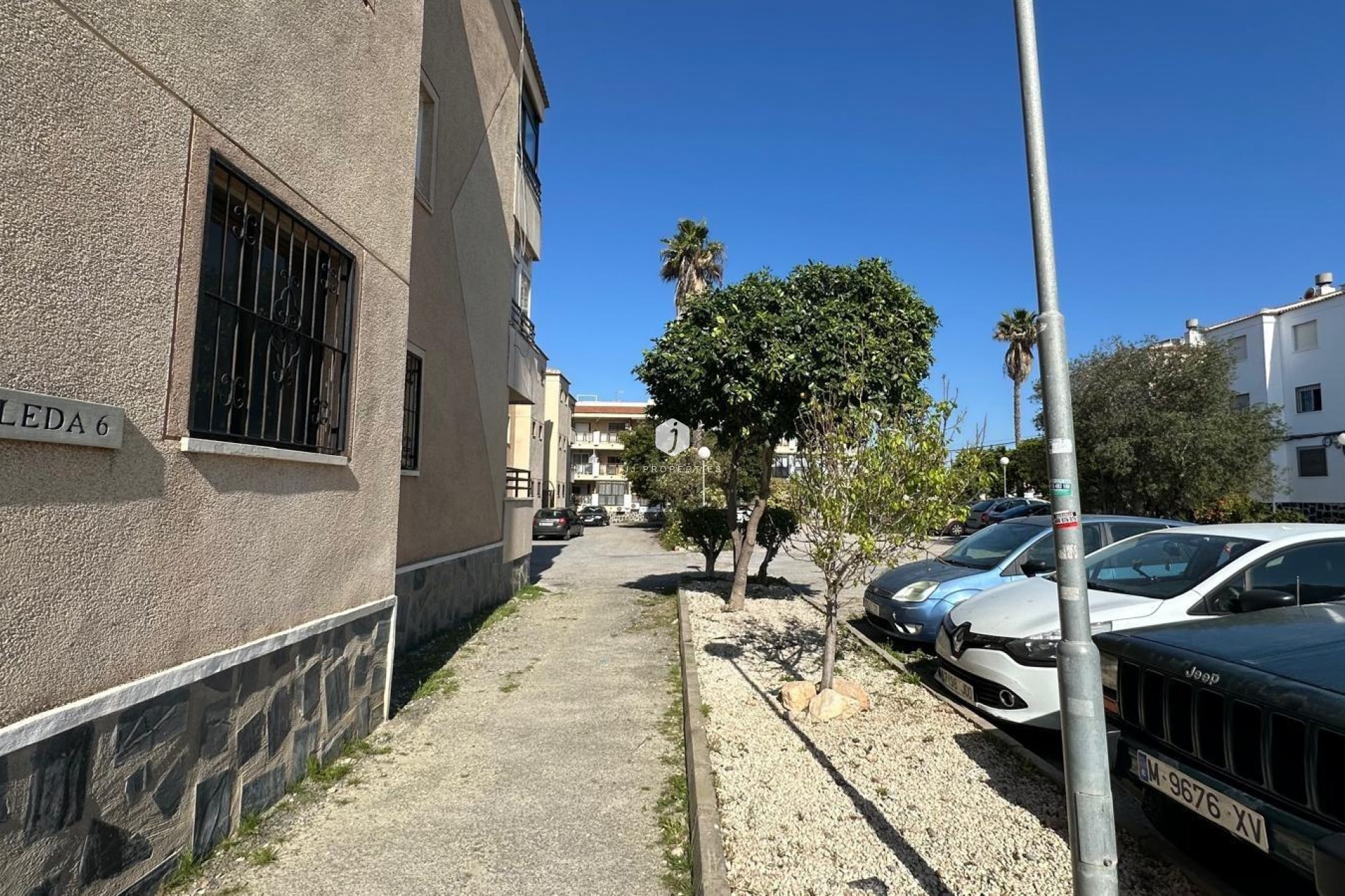 Z drugiej ręki - Mieszkanie w bloku -
Torrevieja - La Siesta - El Salado - Torreta