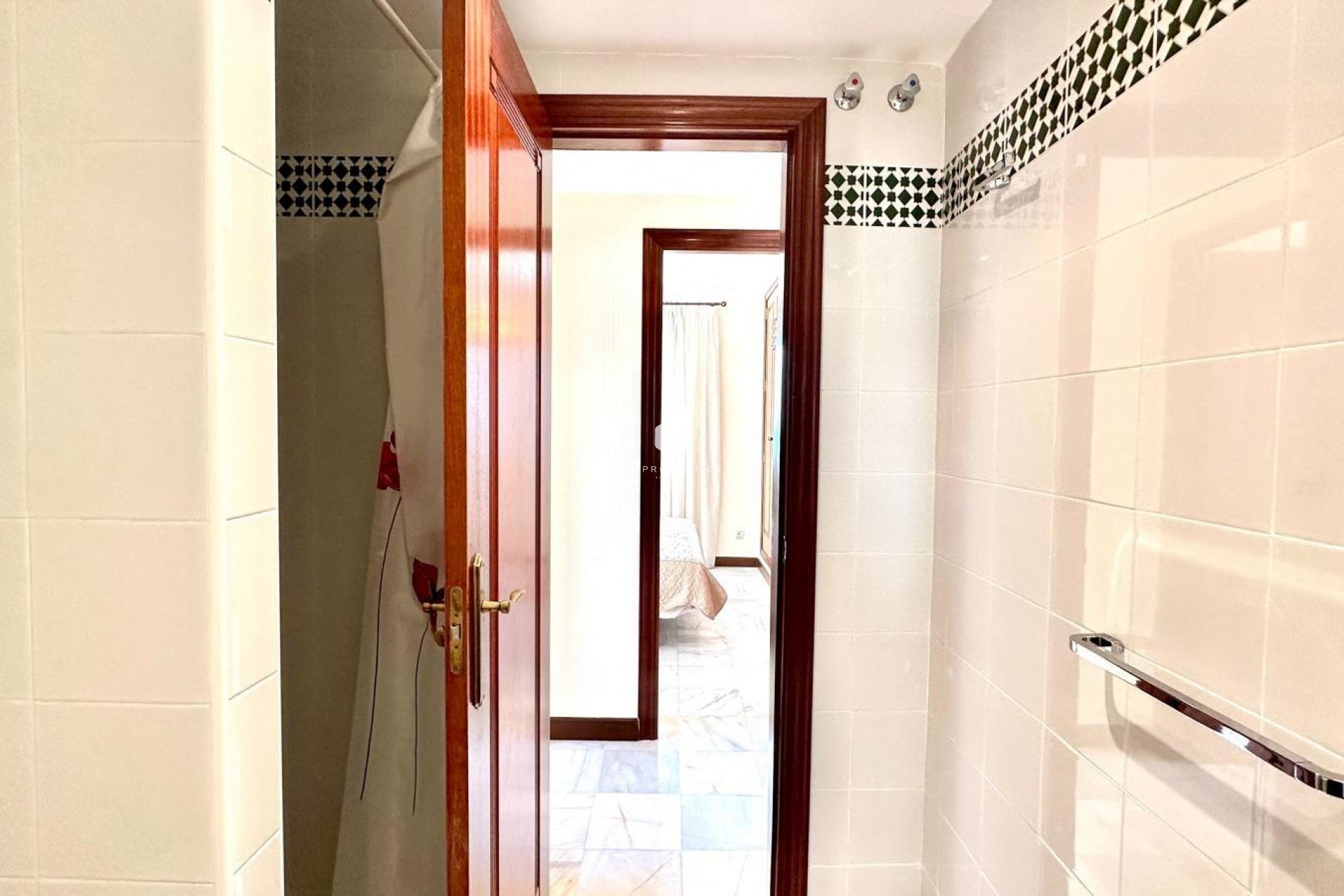 Z drugiej ręki - Mieszkanie w bloku -
Torrevieja - Los Frutales