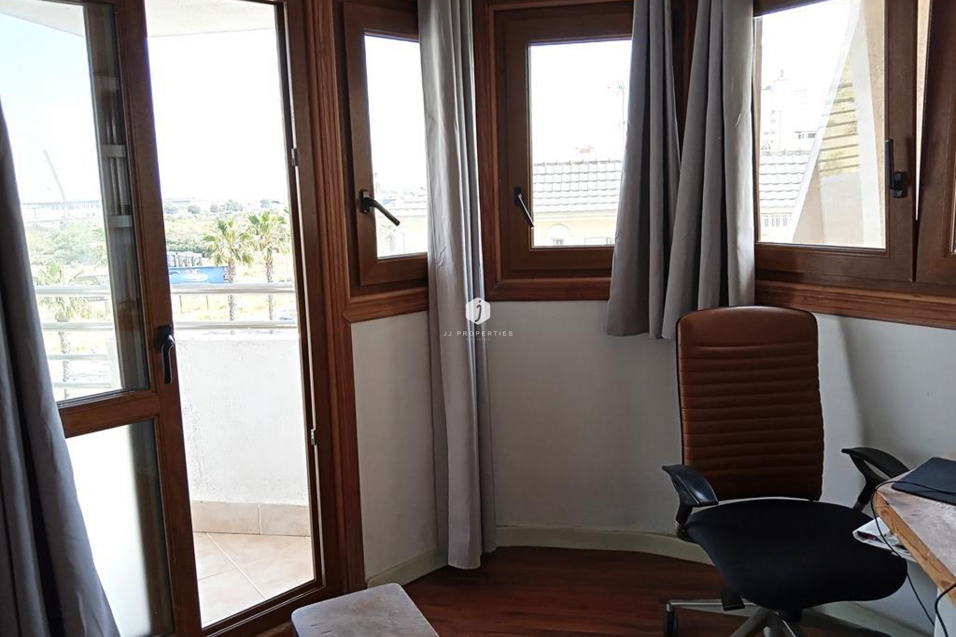 Z drugiej ręki - Mieszkanie w bloku -
Torrevieja - MAR AZUL LA VELETA