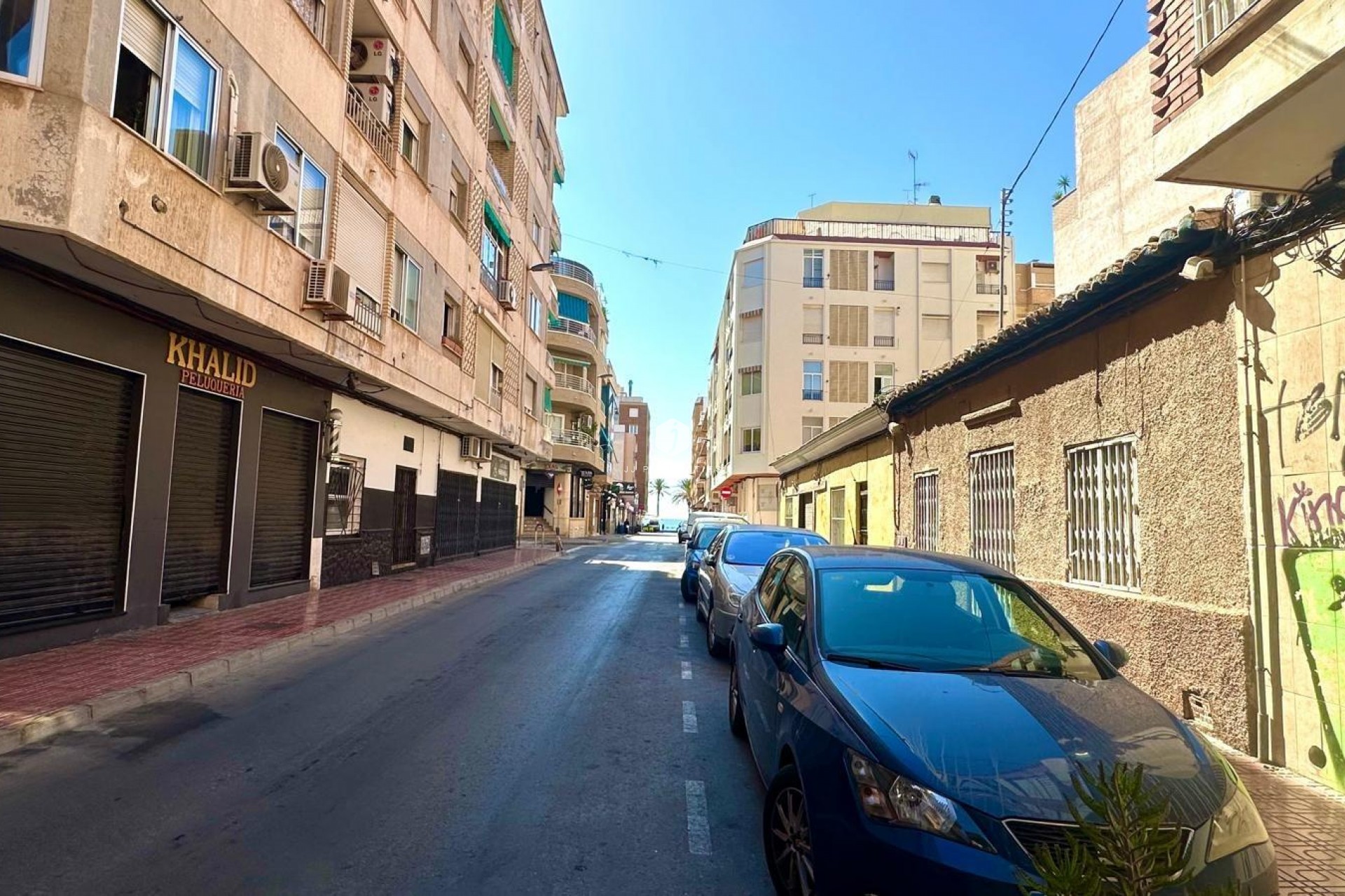 Z drugiej ręki - Mieszkanie w bloku -
Torrevieja - Paseo maritimo