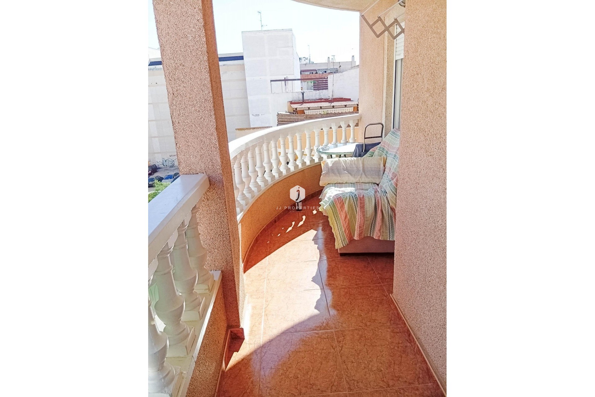 Z drugiej ręki - Mieszkanie w bloku -
Torrevieja - Playa de los Locos