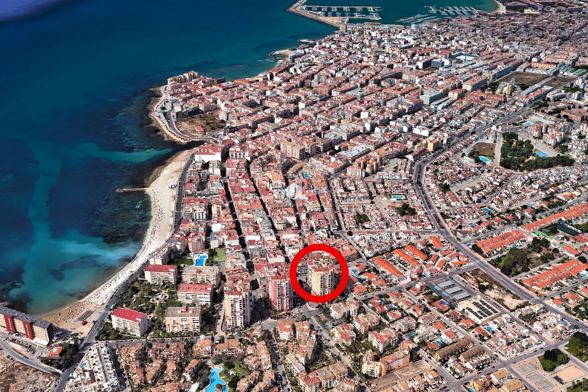 Z drugiej ręki - Mieszkanie w bloku -
Torrevieja - Playa de los Locos