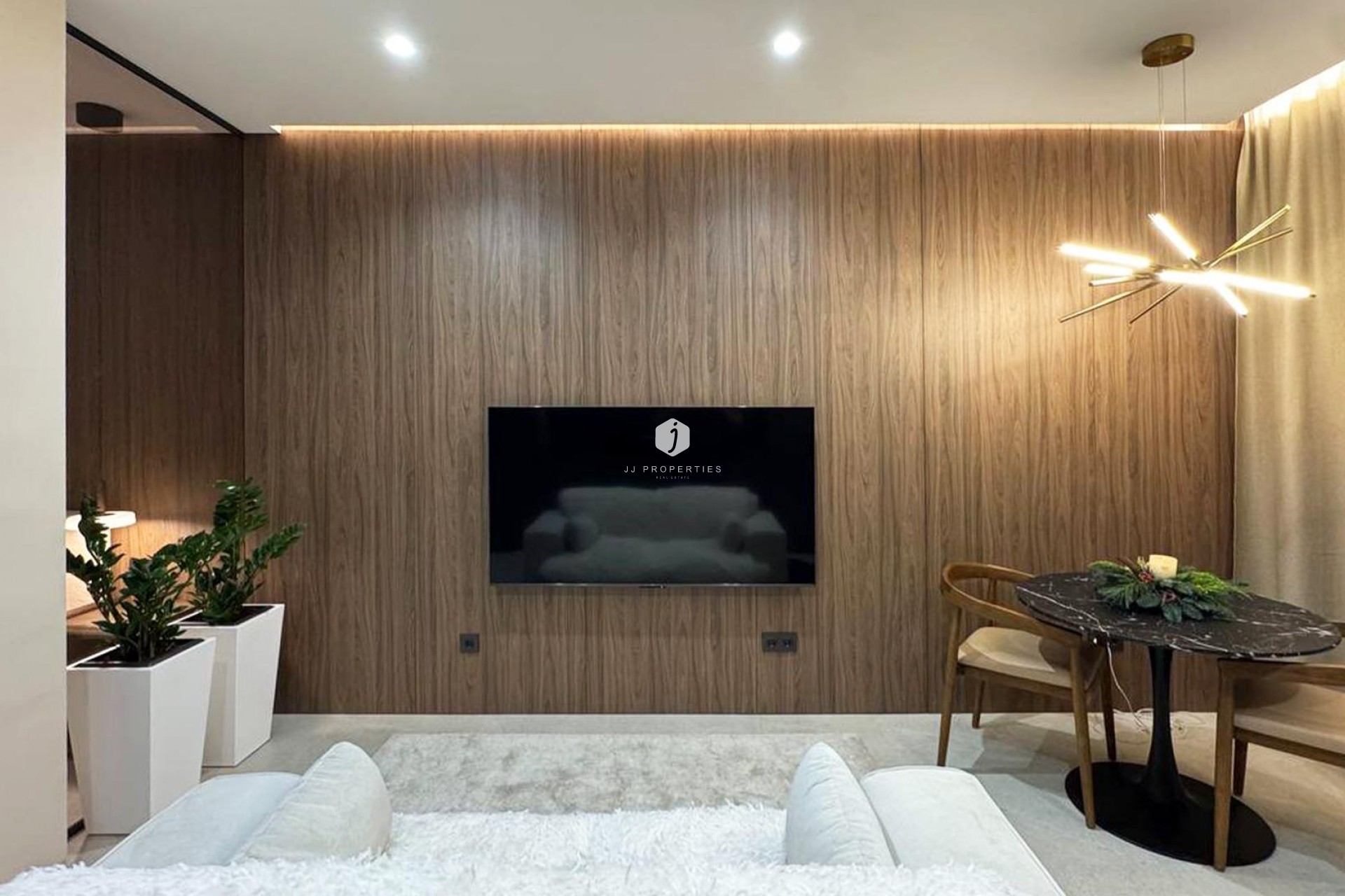 Z drugiej ręki - Mieszkanie w bloku -
Torrevieja - Playa de los Locos