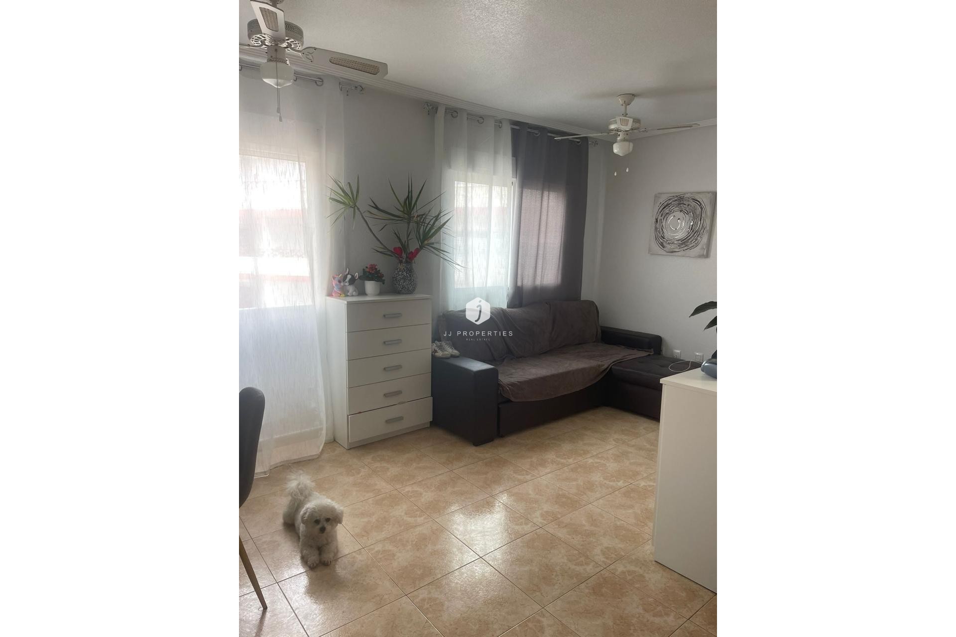 Z drugiej ręki - Mieszkanie w bloku -
Torrevieja - Playa de los Locos
