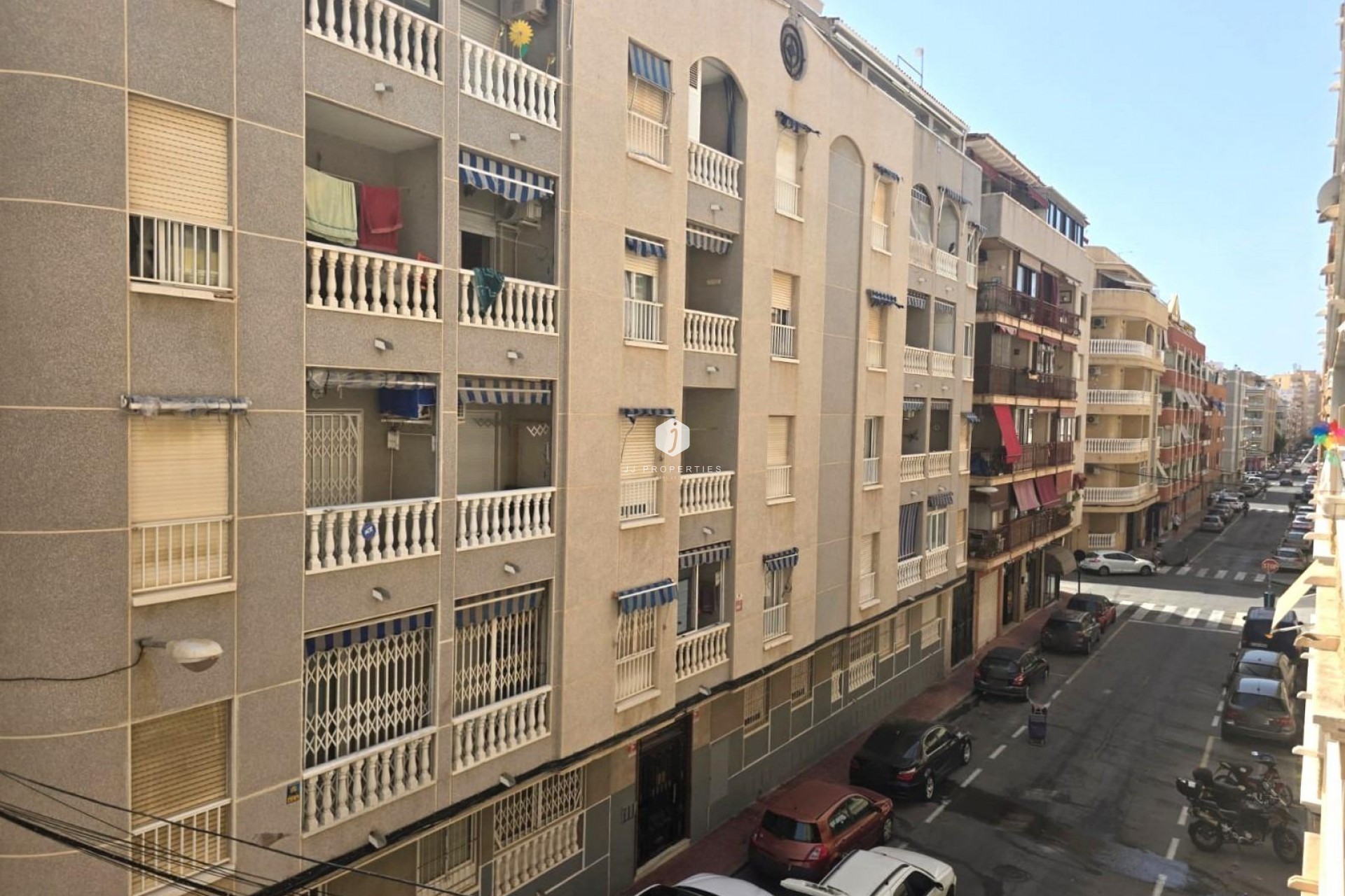 Z drugiej ręki - Mieszkanie w bloku -
Torrevieja - Playa de los Locos