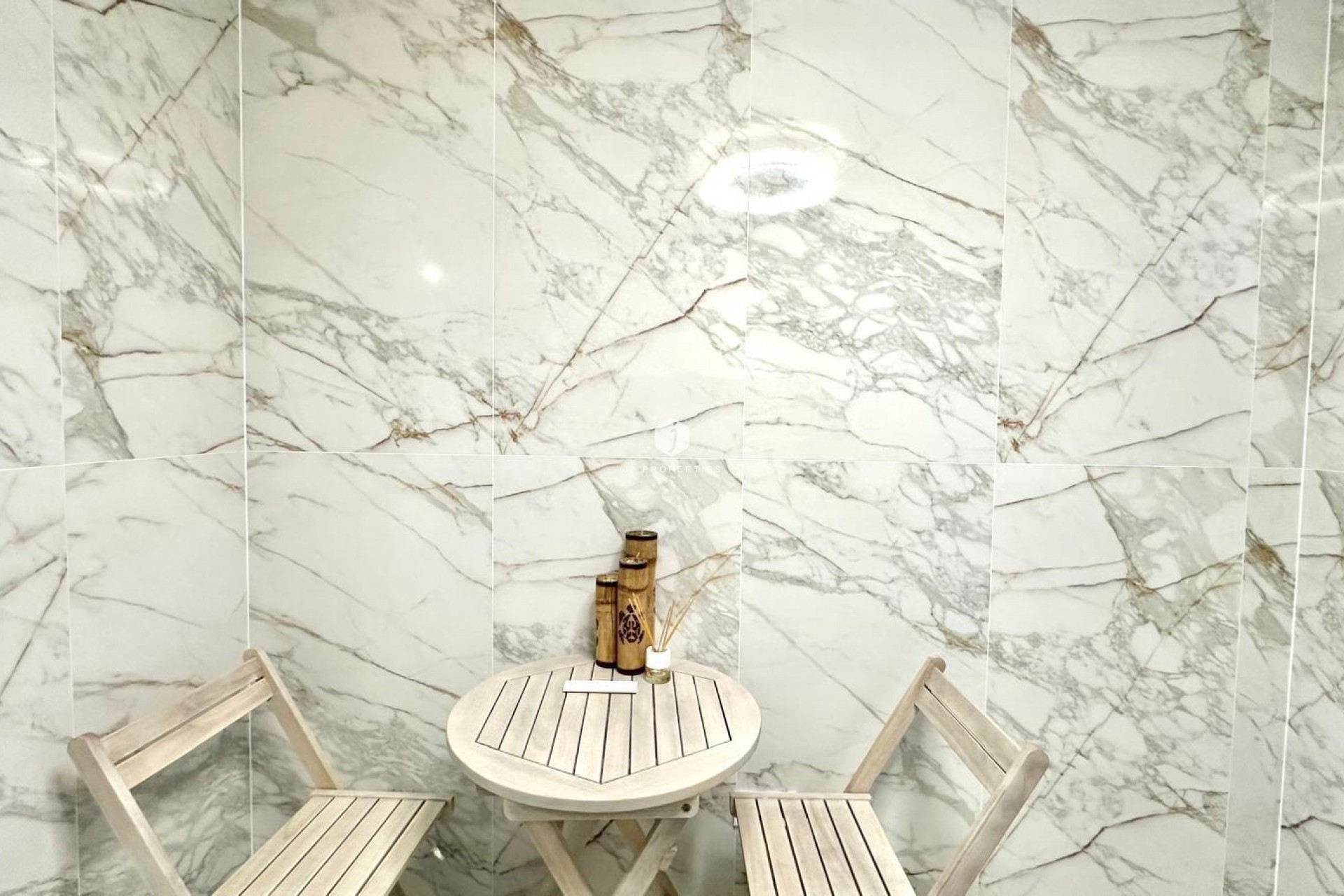 Z drugiej ręki - Mieszkanie w bloku -
Torrevieja - Playa del Cura