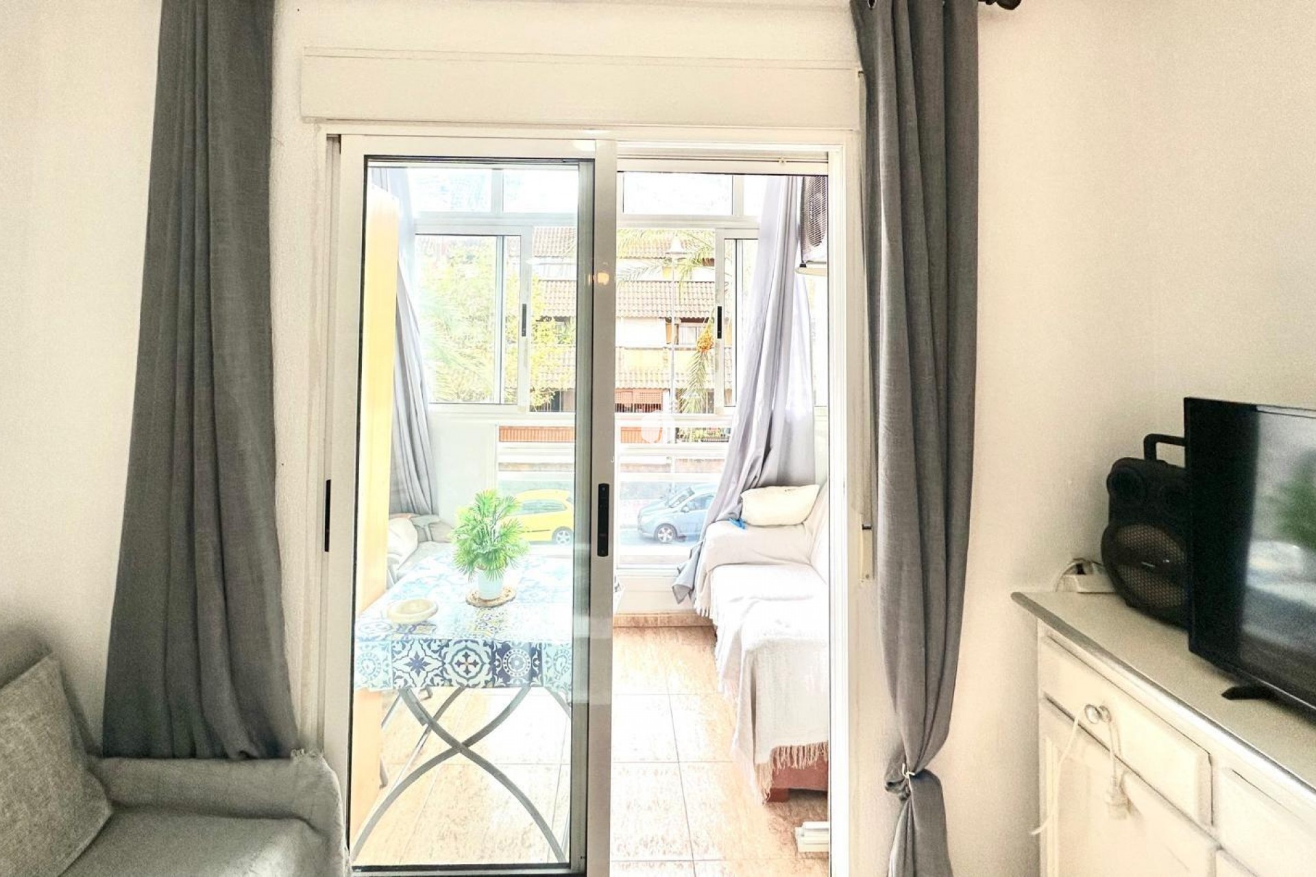 Z drugiej ręki - Mieszkanie w bloku -
Torrevieja - Playa del Cura