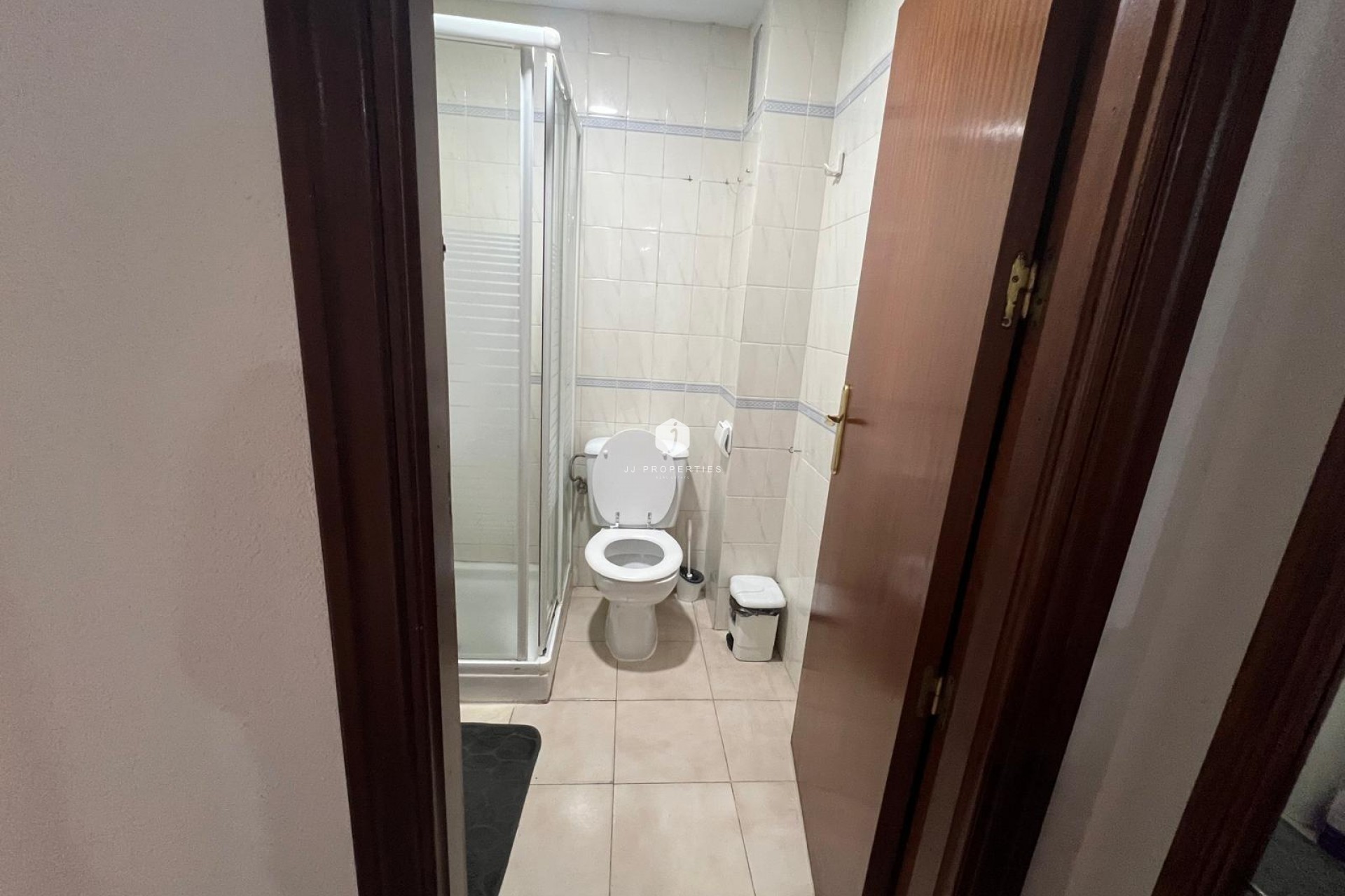 Z drugiej ręki - Mieszkanie w bloku -
Torrevieja - Playa del Cura