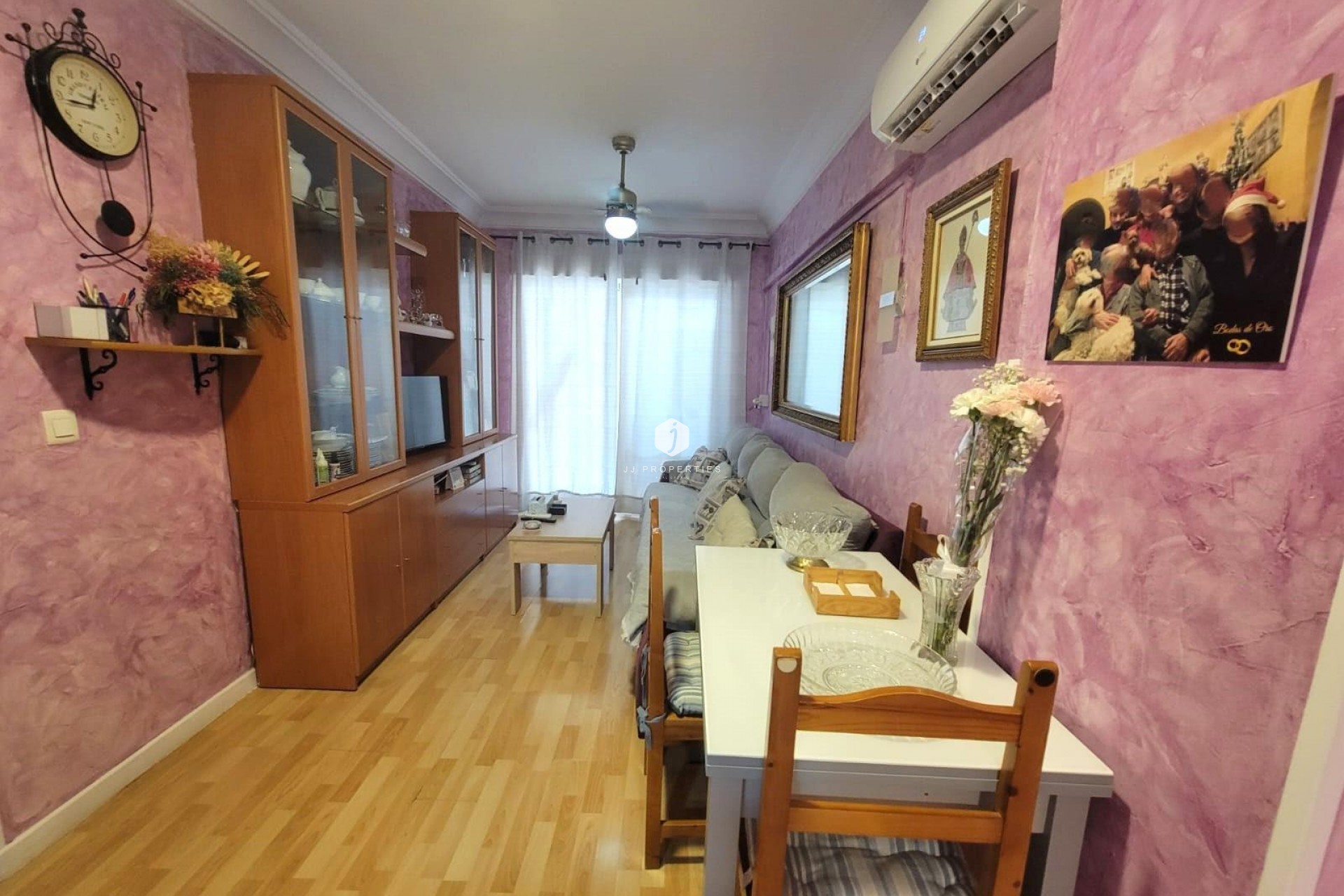 Z drugiej ręki - Mieszkanie w bloku -
Torrevieja - Playa del Cura