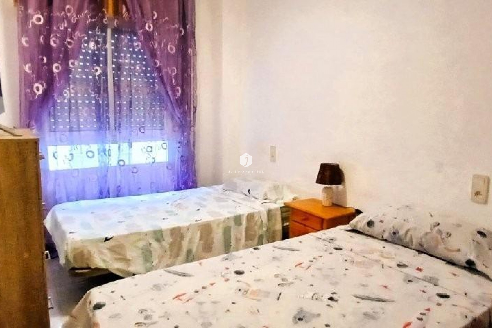 Z drugiej ręki - Mieszkanie w bloku -
Torrevieja - Playa del Cura