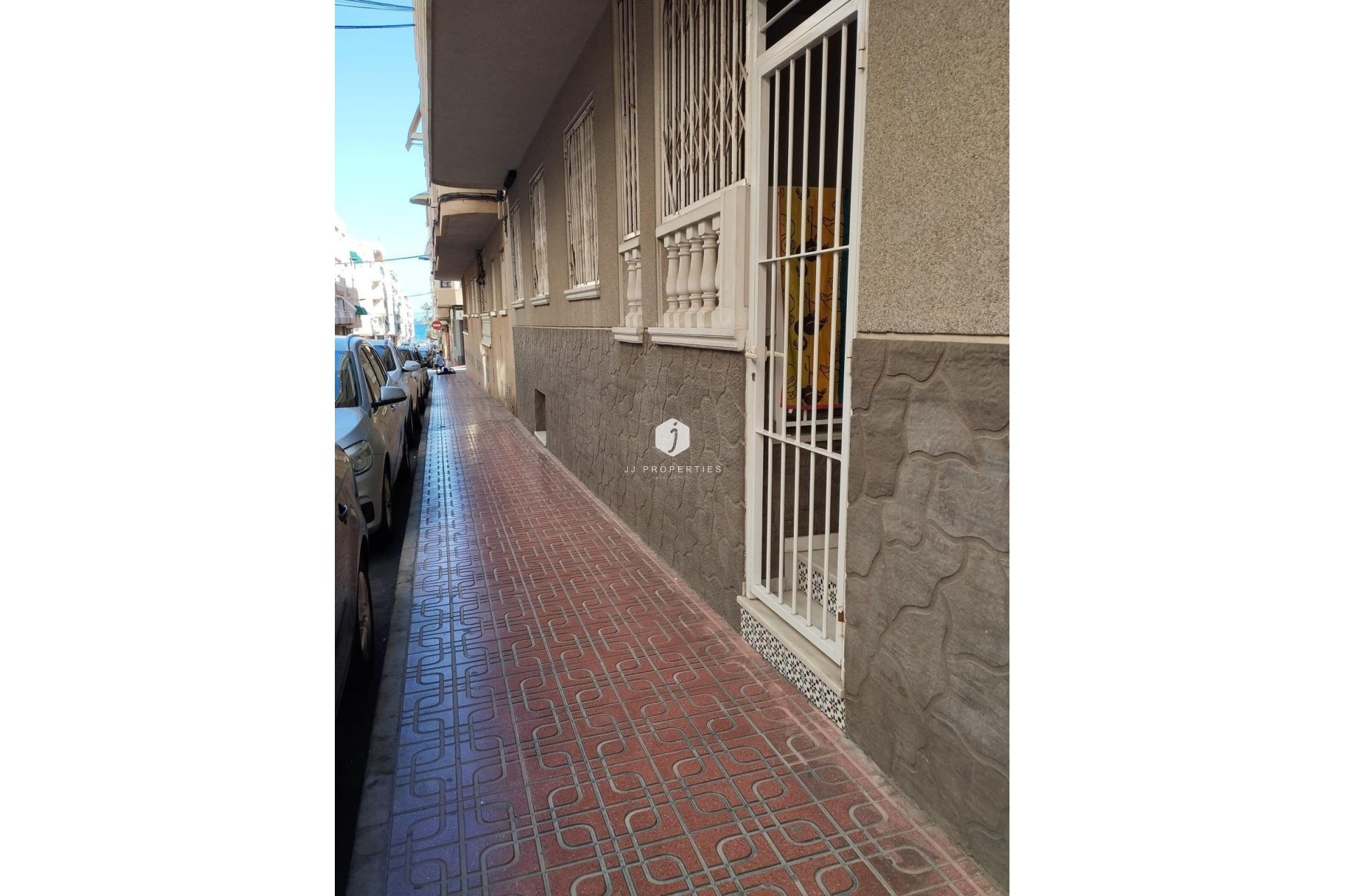 Z drugiej ręki - Mieszkanie w bloku -
Torrevieja - Playa del Cura