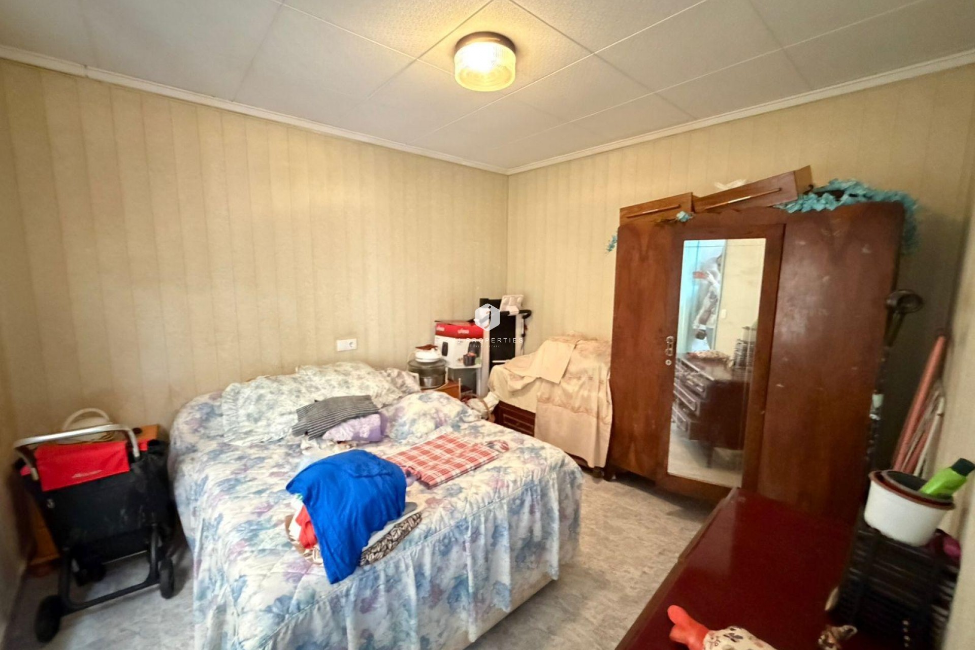 Z drugiej ręki - Mieszkanie w bloku -
Torrevieja - Playa del Cura