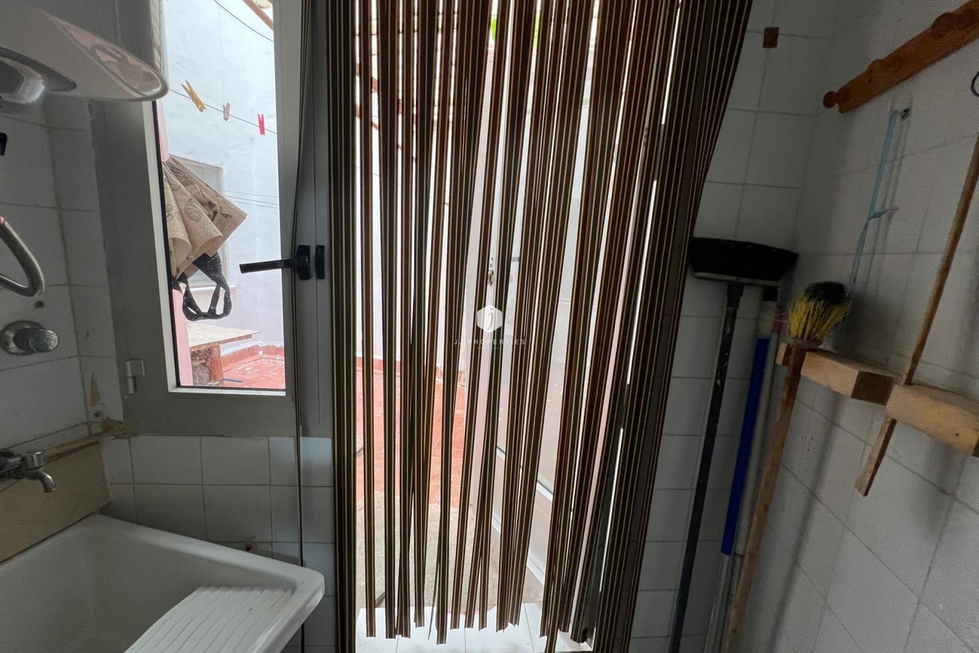 Z drugiej ręki - Mieszkanie w bloku -
Torrevieja - Playa del Cura