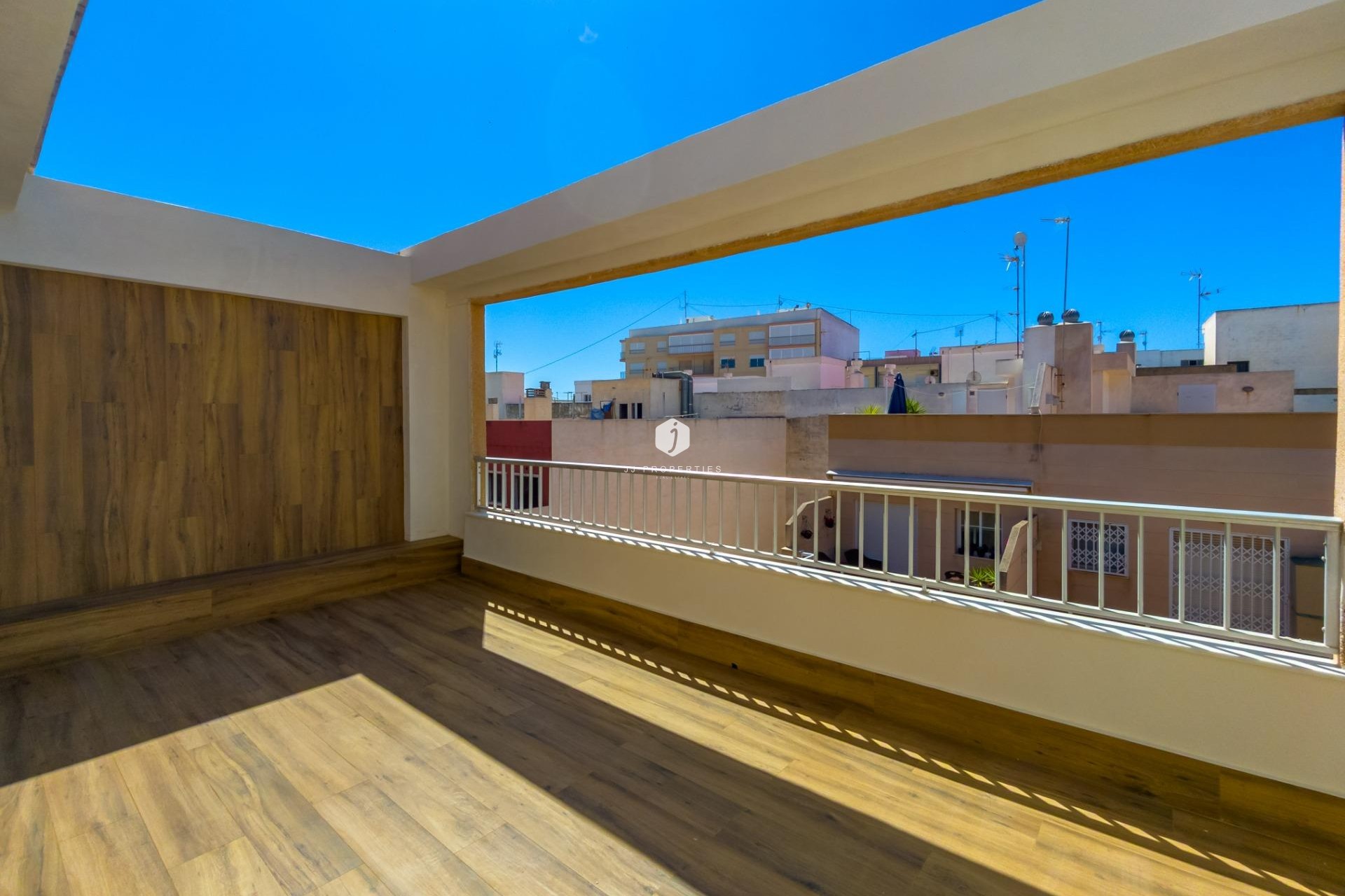 Z drugiej ręki - Mieszkanie w bloku -
Torrevieja - Playa del Cura