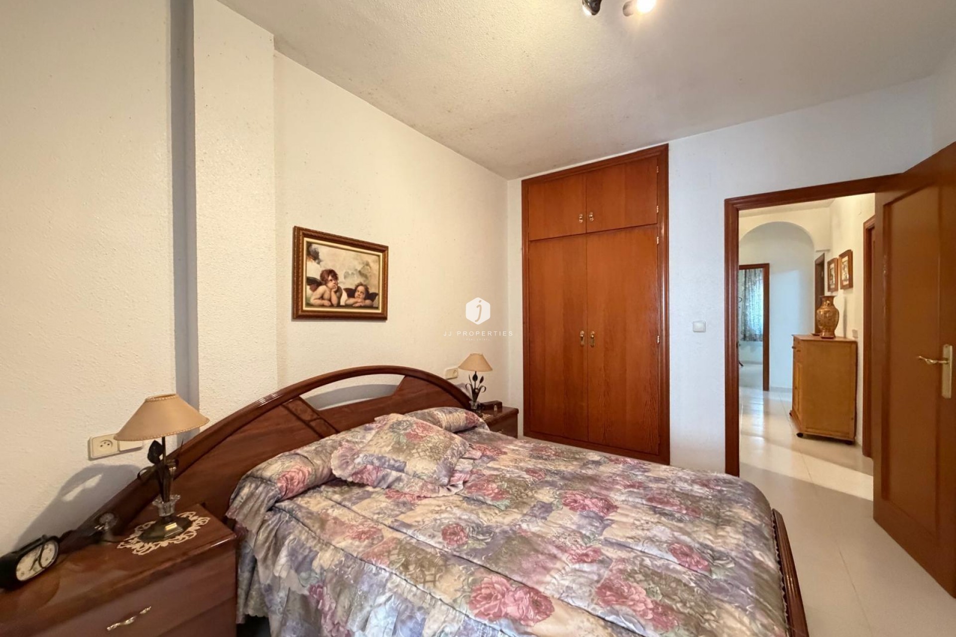 Z drugiej ręki - Mieszkanie w bloku -
Torrevieja - Playa del Cura