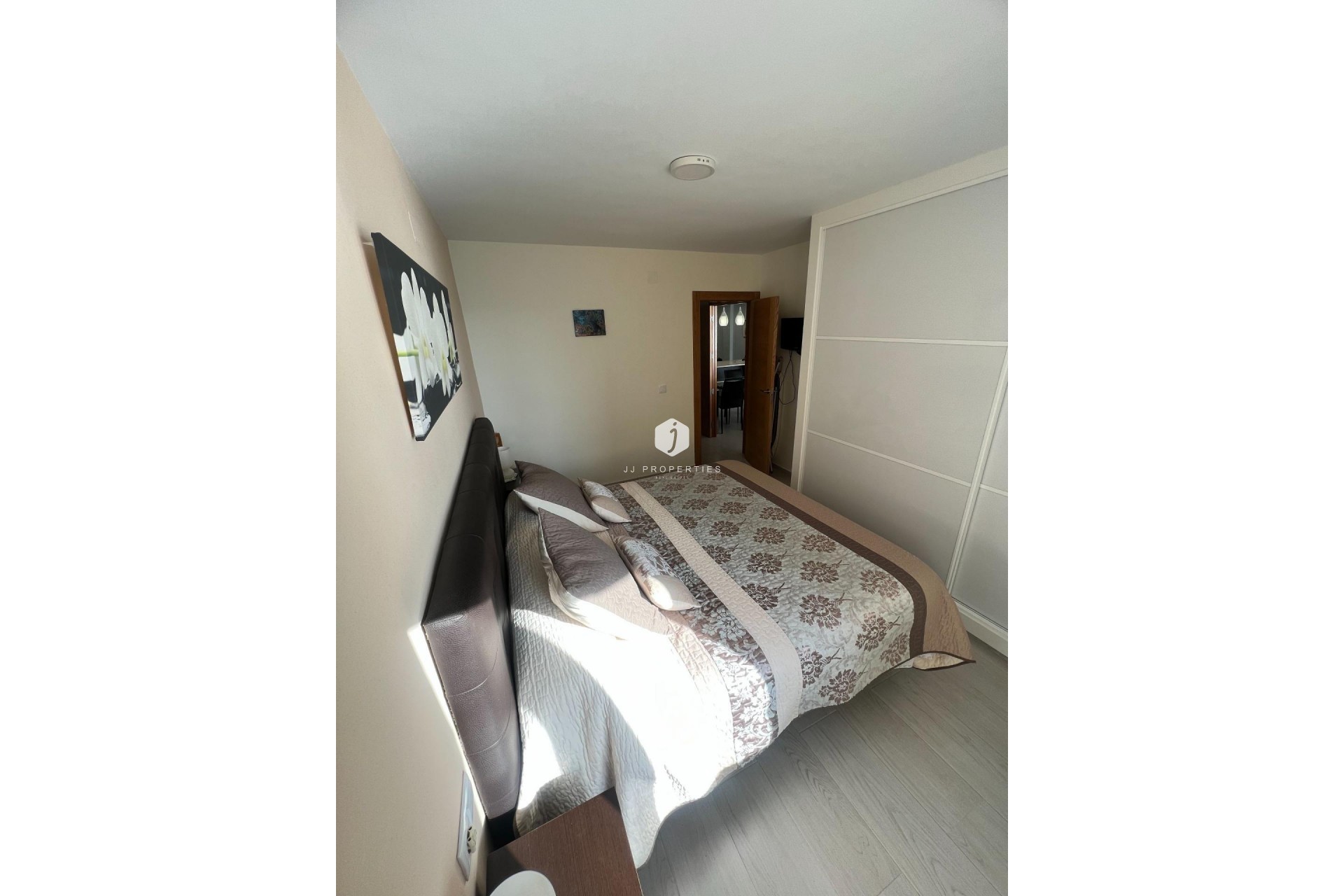Z drugiej ręki - Mieszkanie w bloku -
Torrevieja - Playa del Cura