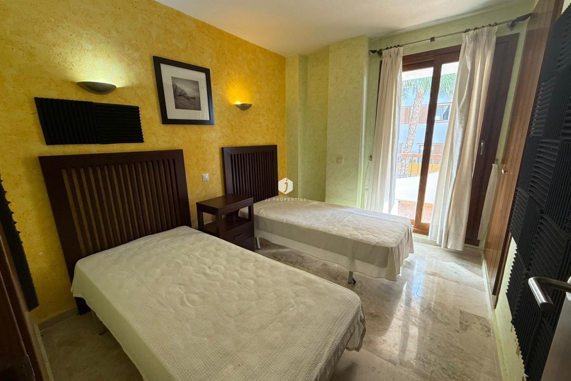 Z drugiej ręki - Mieszkanie w bloku -
Torrevieja - Punta prima