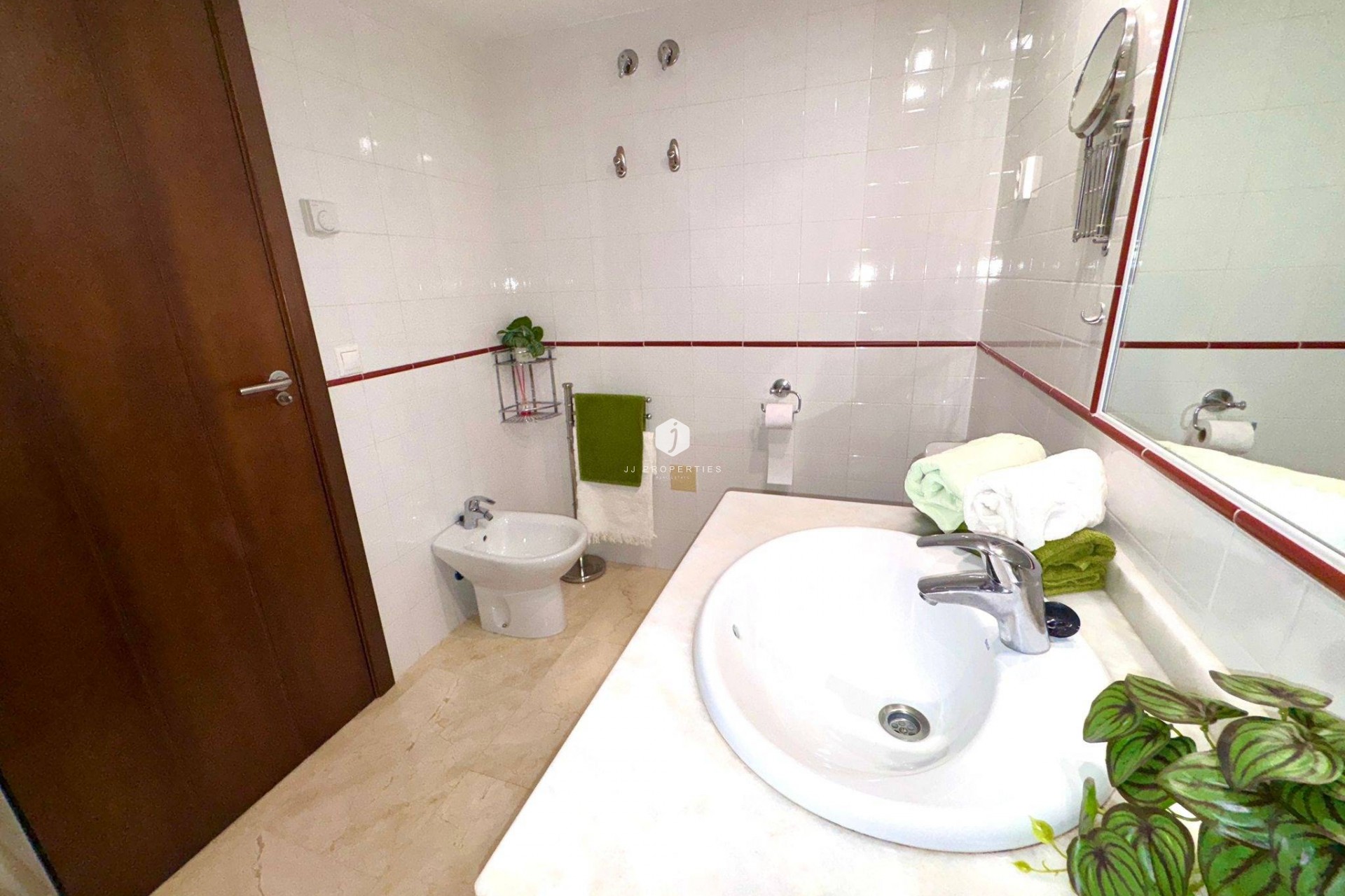 Z drugiej ręki - Mieszkanie w bloku -
Torrevieja - Punta prima