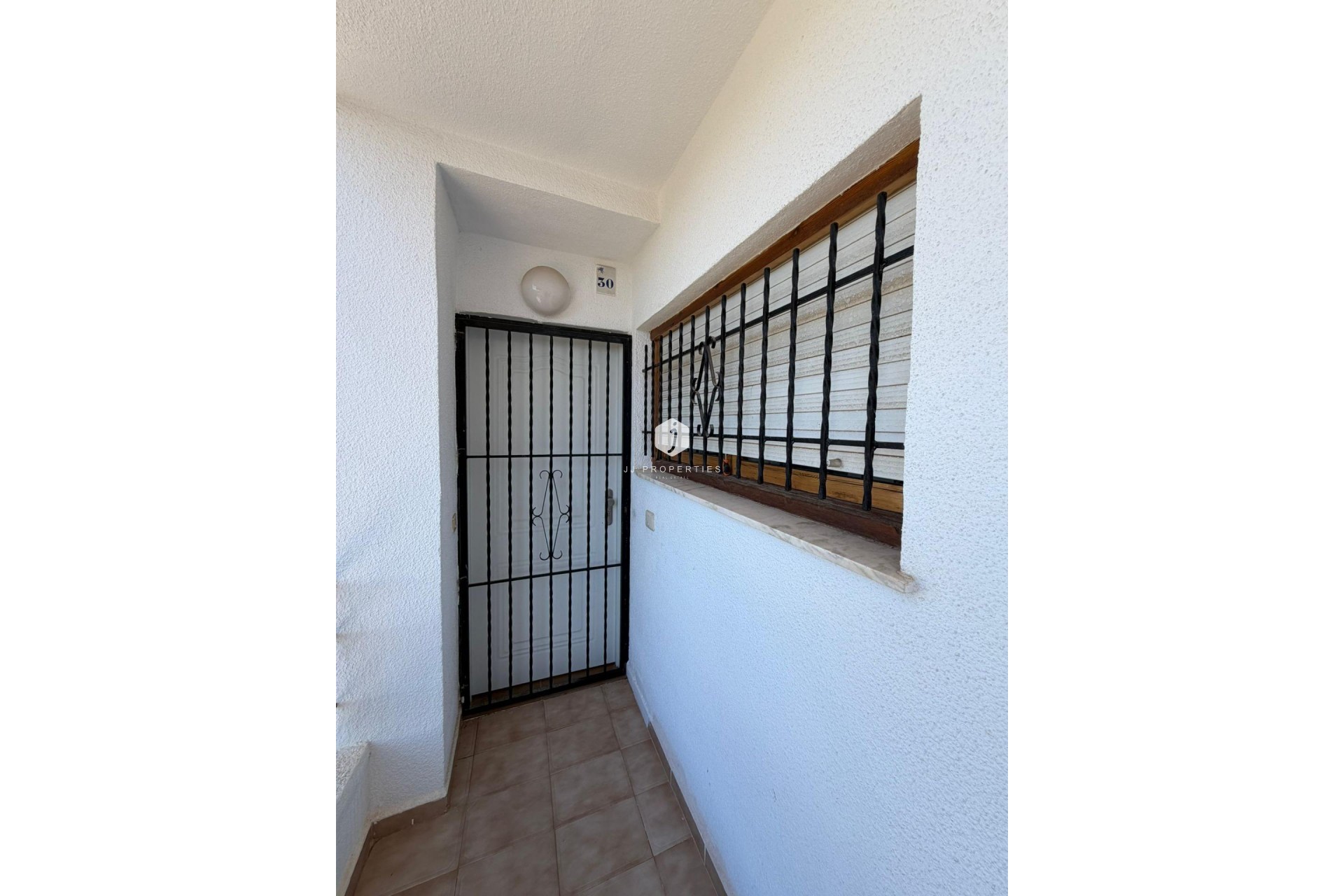 Z drugiej ręki - Mieszkanie w bloku -
Torrevieja - Punta prima