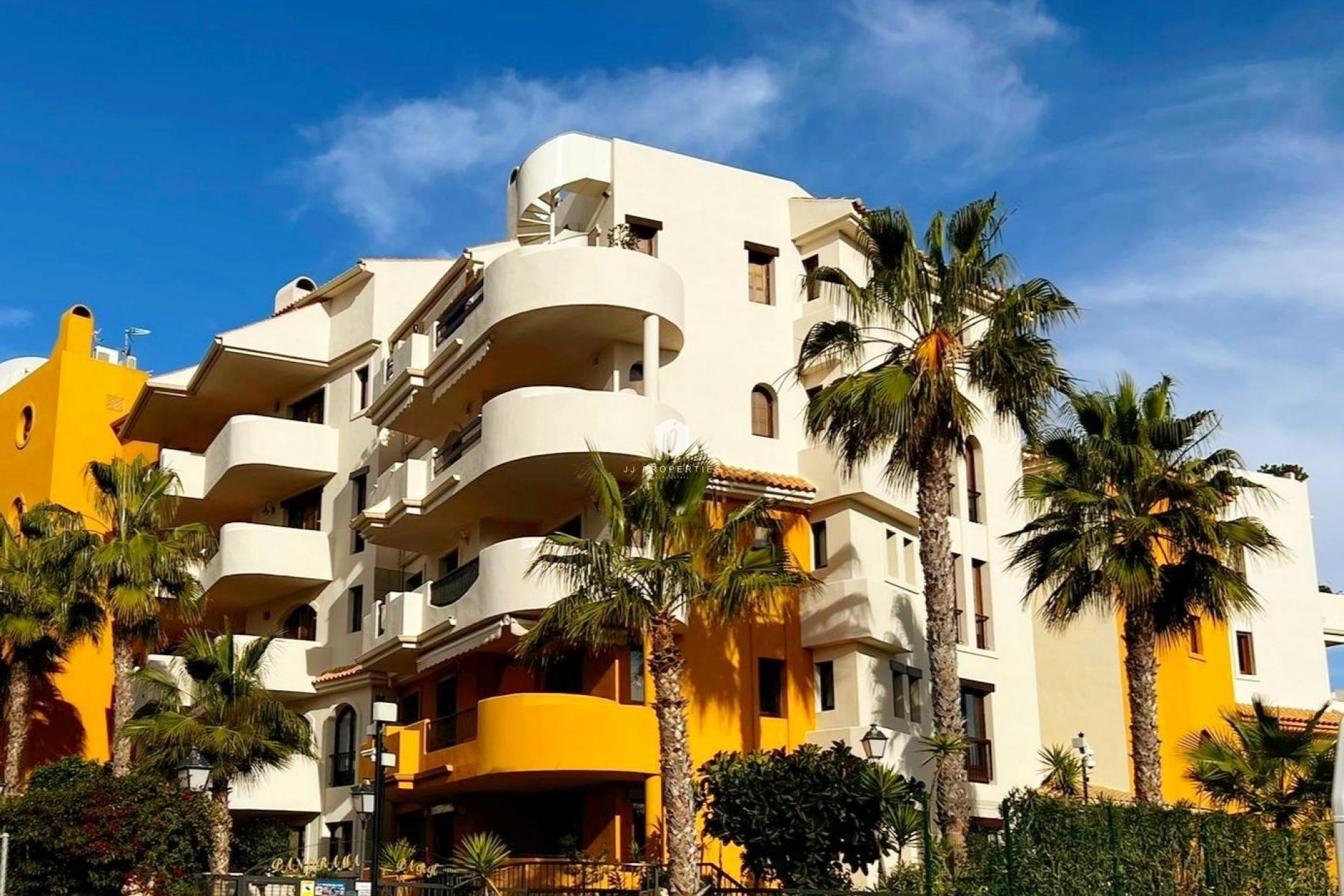 Z drugiej ręki - Mieszkanie w bloku -
Torrevieja - Punta prima