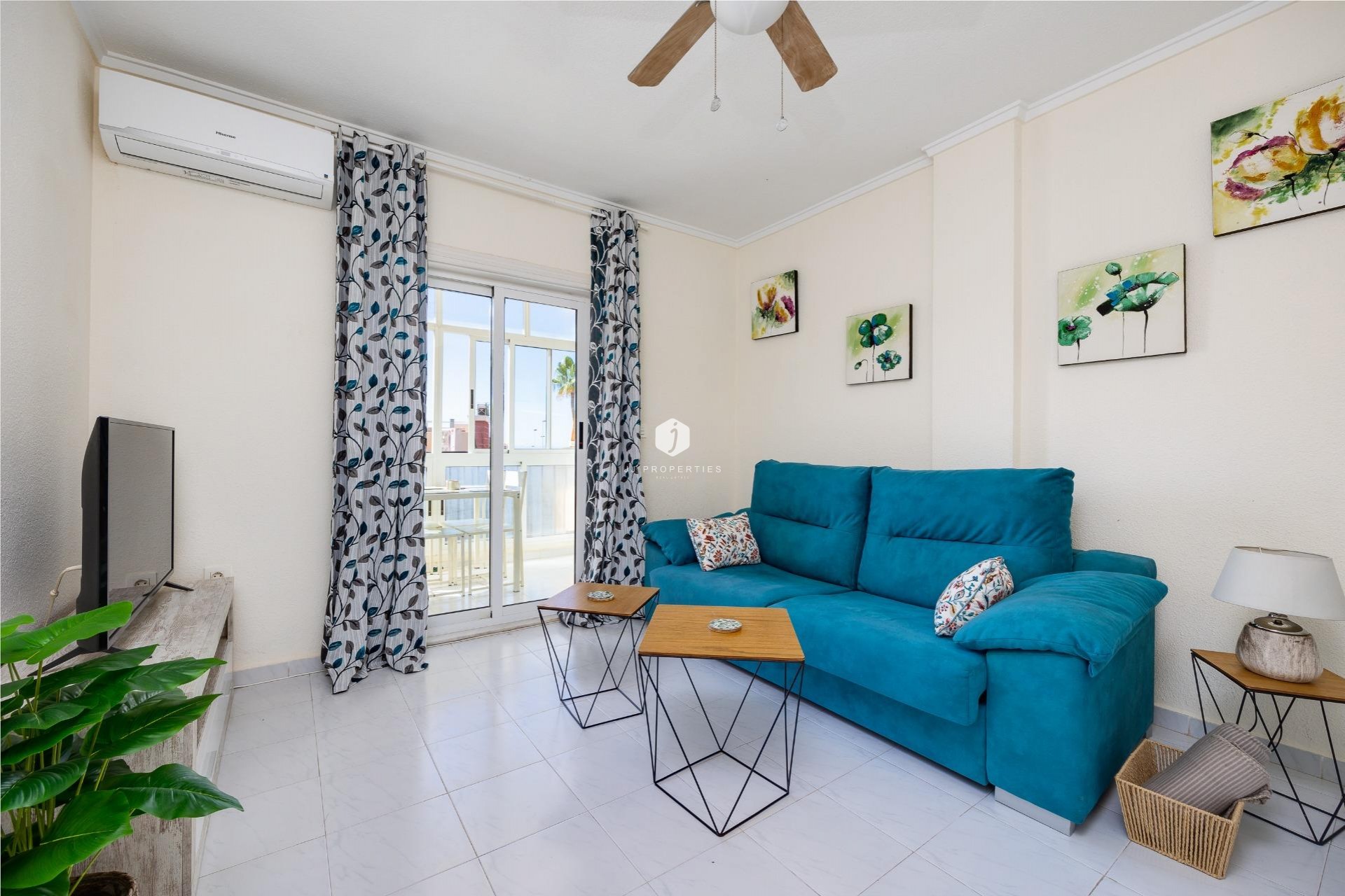 Z drugiej ręki - Mieszkanie w bloku -
Torrevieja - Torreblanca