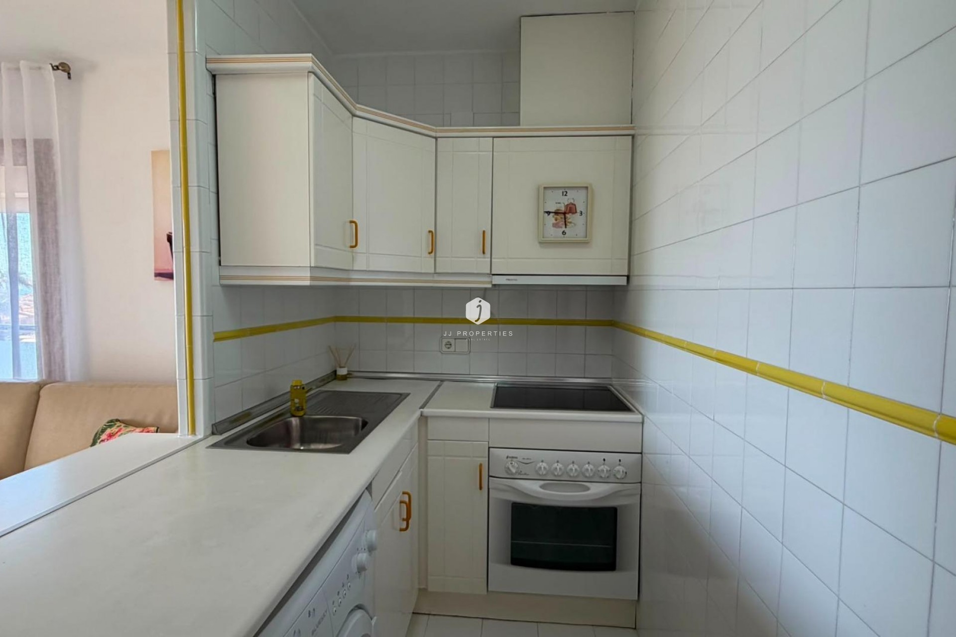 Z drugiej ręki - Mieszkanie w bloku -
Torrevieja - Torreblanca