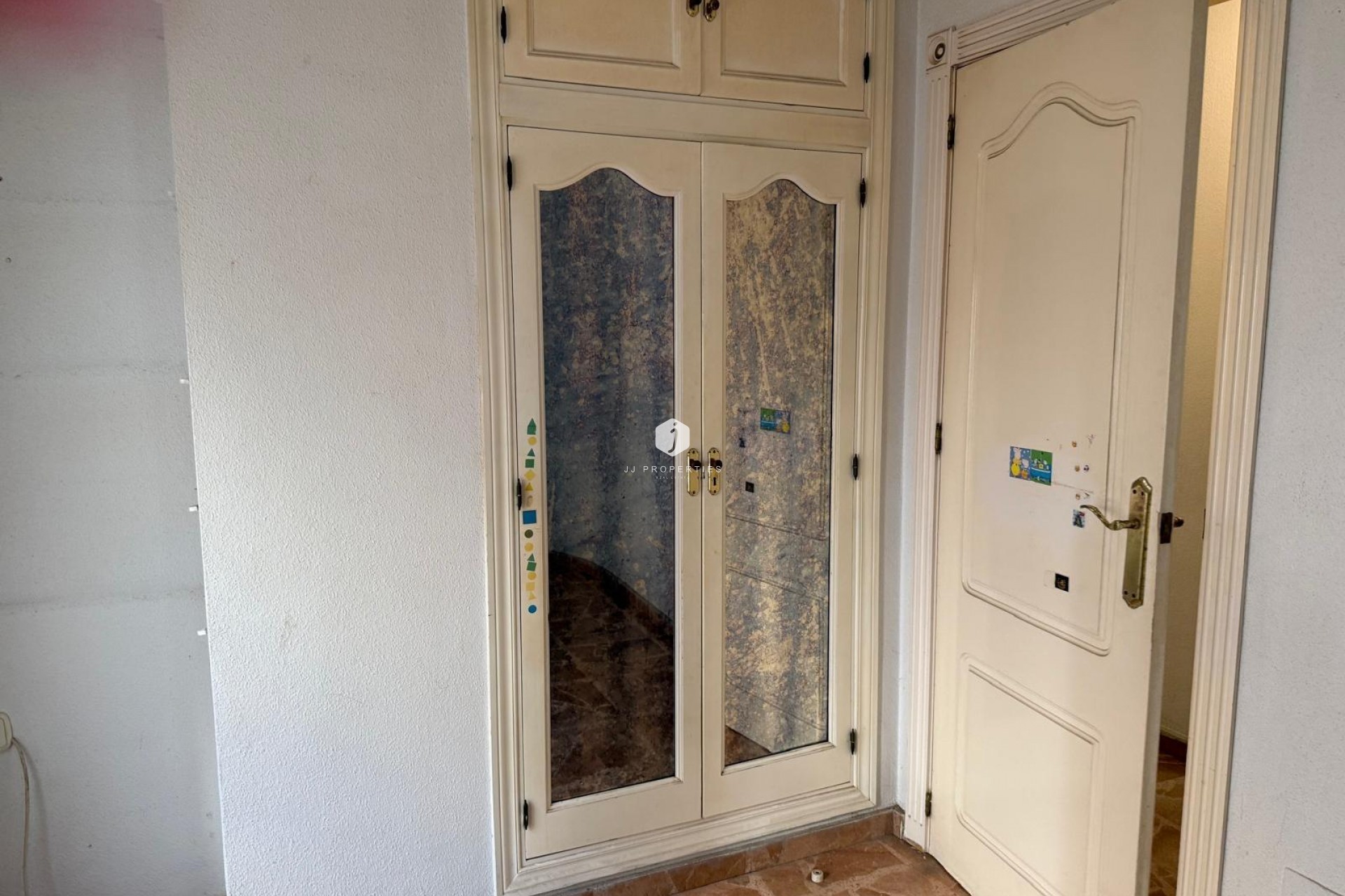 Z drugiej ręki - Mieszkanie w bloku -
Torrevieja