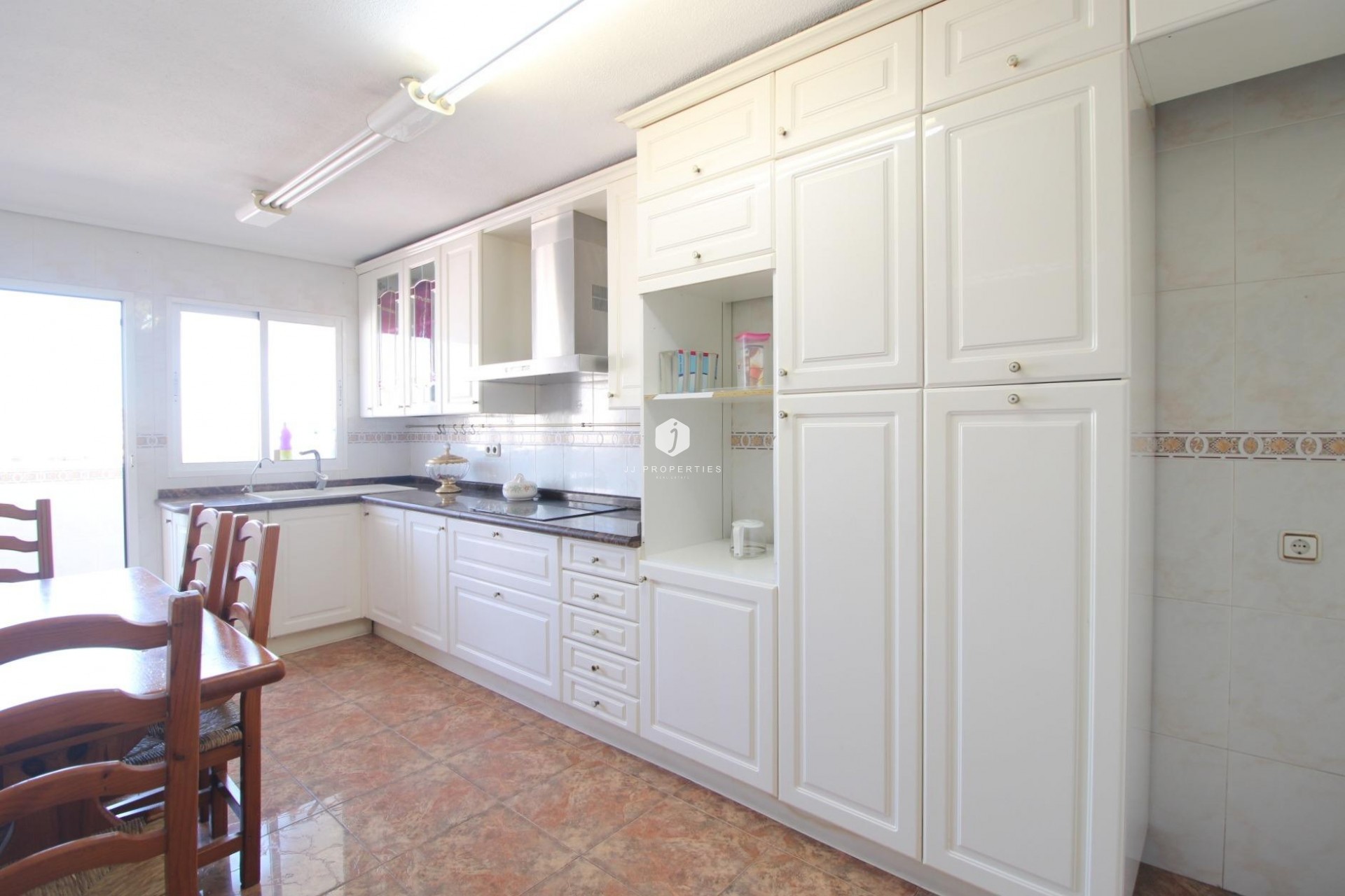 Z drugiej ręki - Mieszkanie w bloku -
Torrevieja