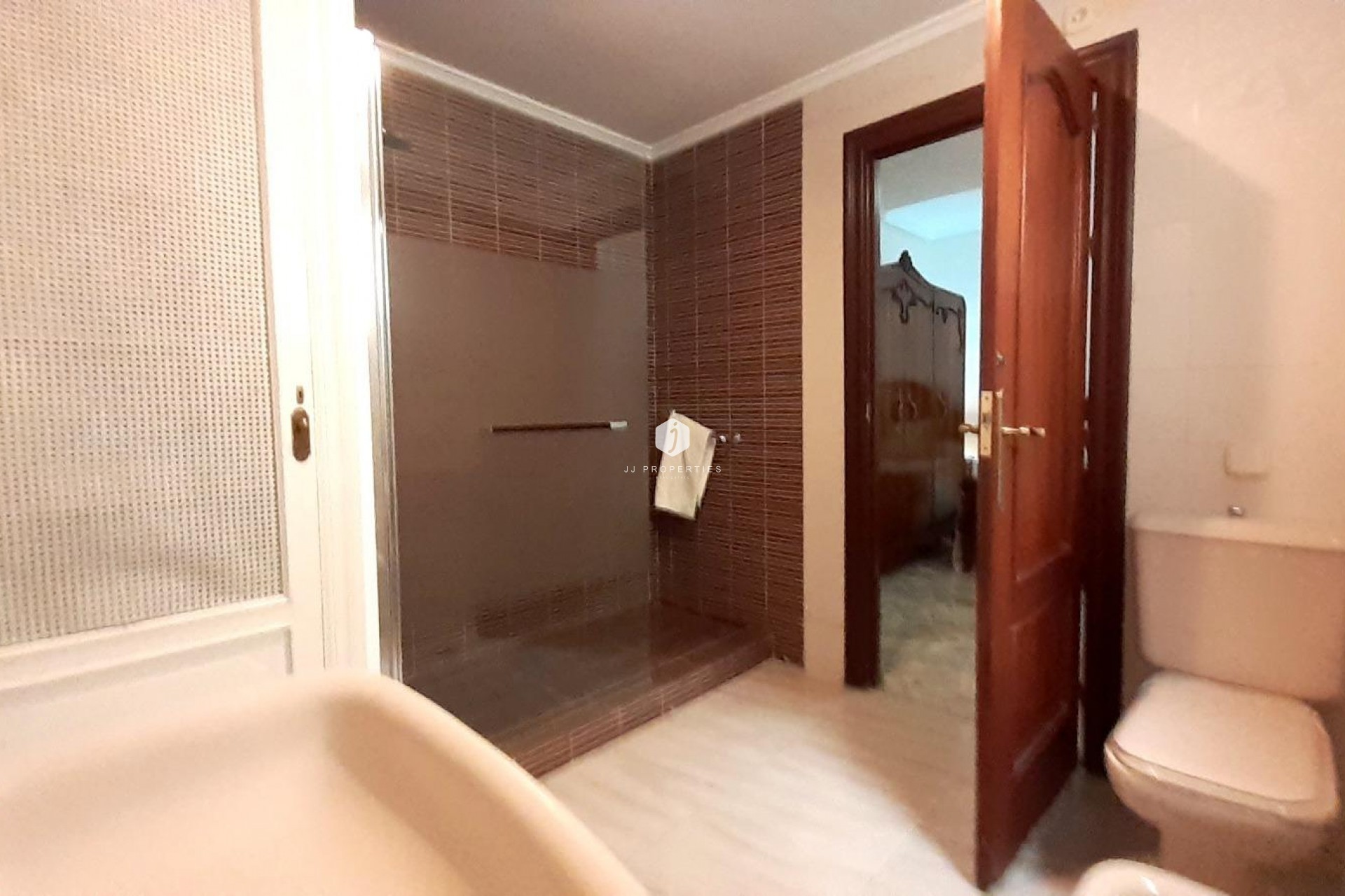 Z drugiej ręki - Mieszkanie w bloku -
Torrevieja