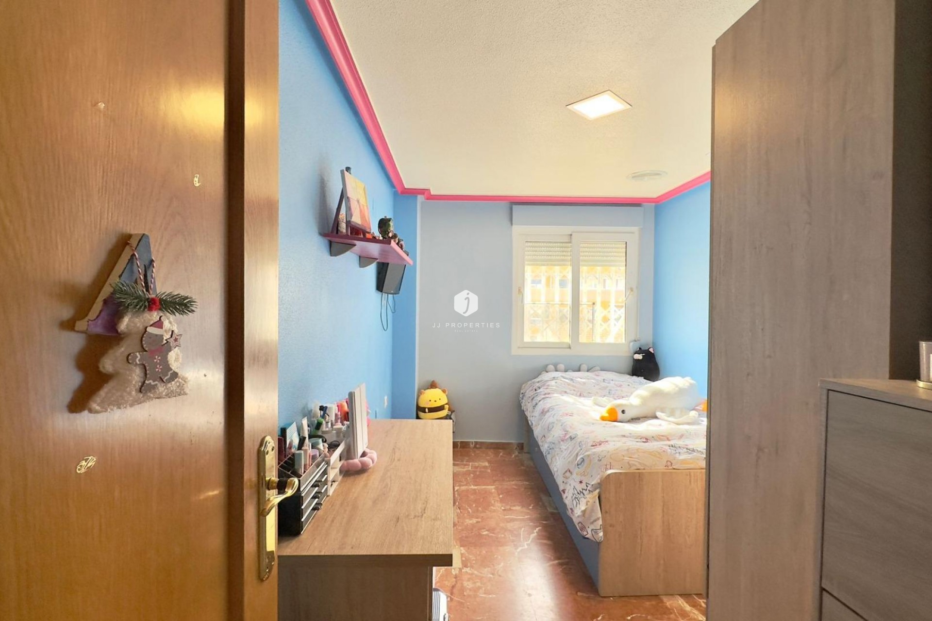 Z drugiej ręki - Mieszkanie w bloku -
Torrevieja