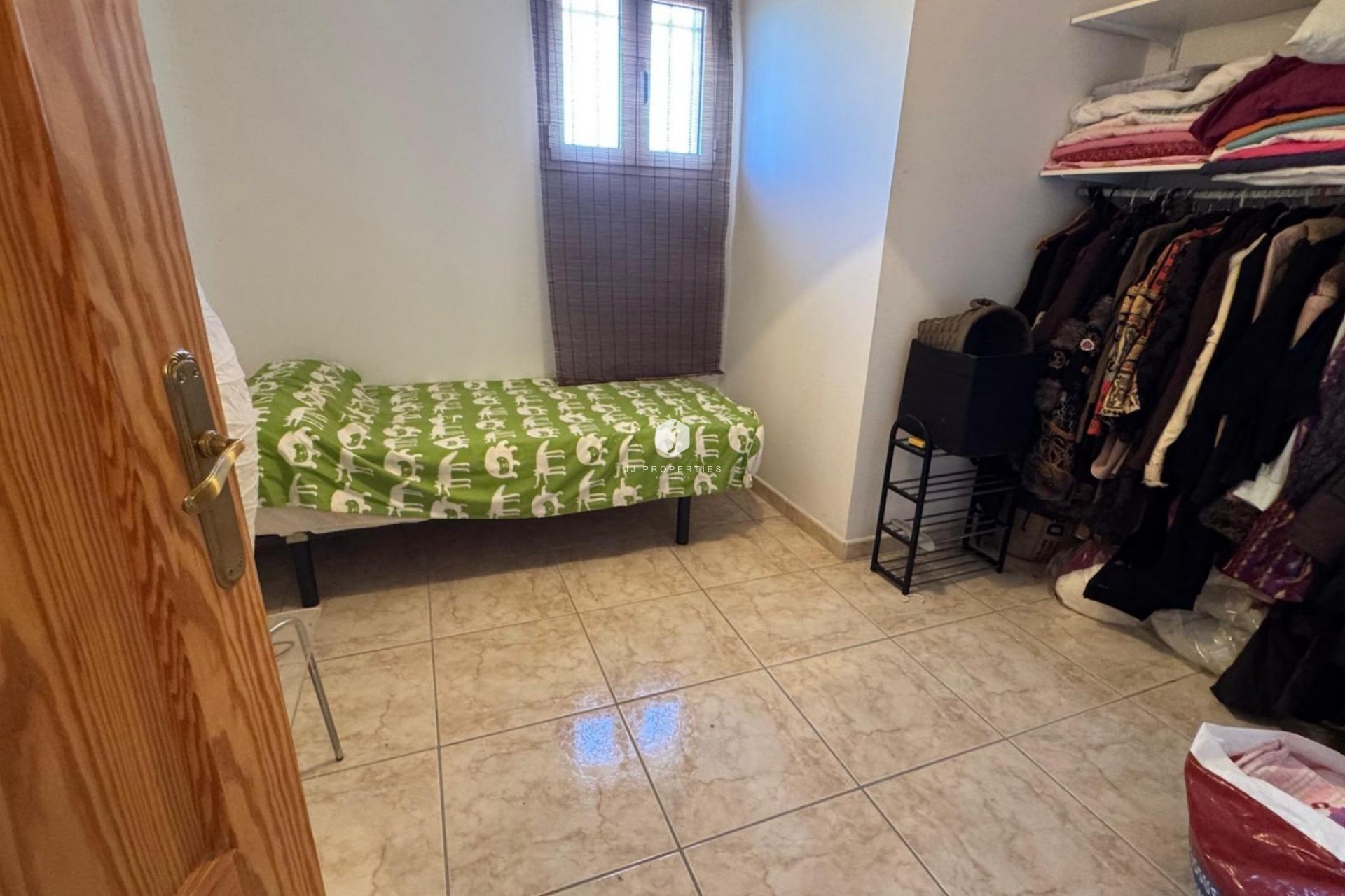 Z drugiej ręki - Nieruchomości wiejskie -
Albatera - Inland