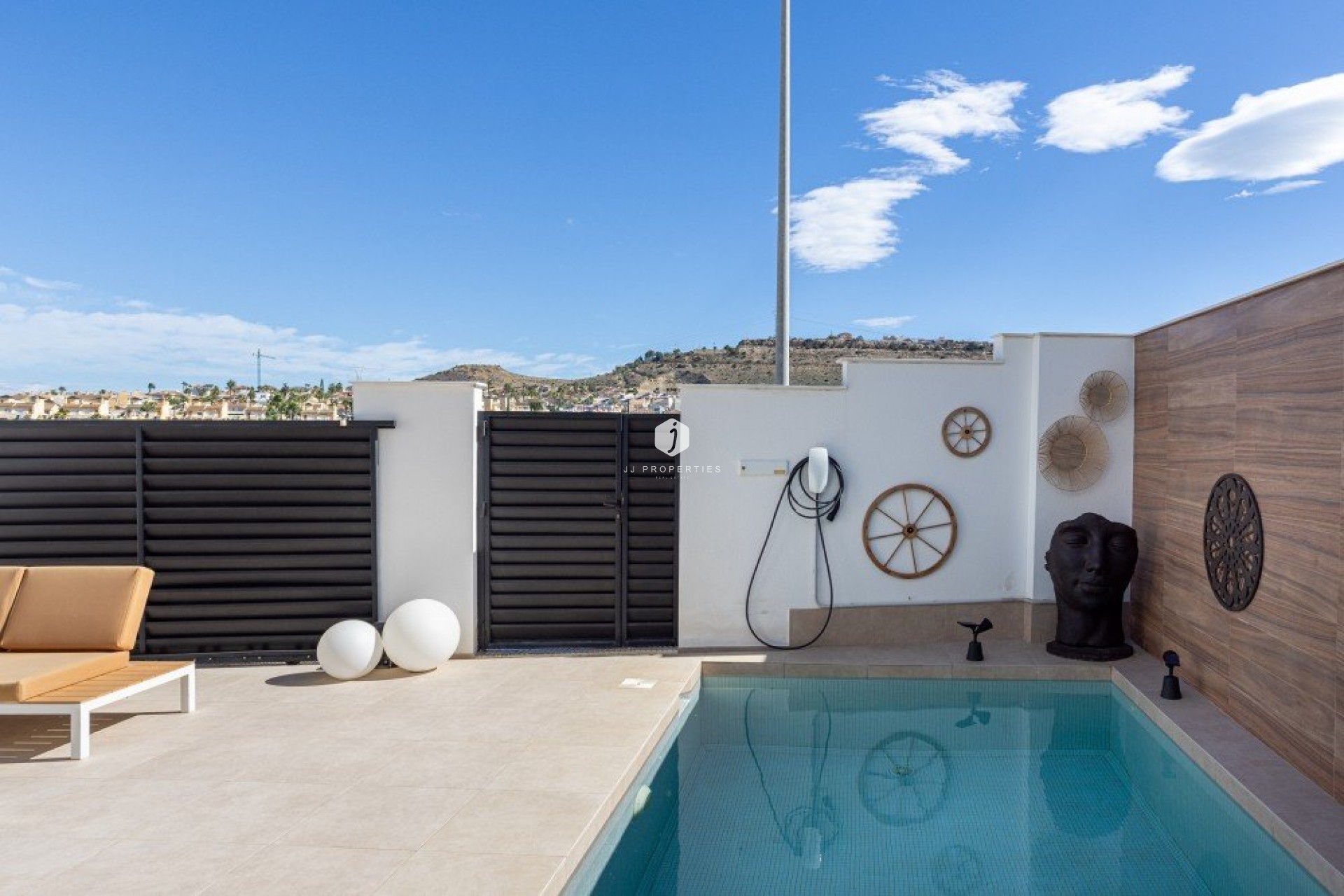 Z drugiej ręki - Szalet -
Benijofar - Costa Blanca