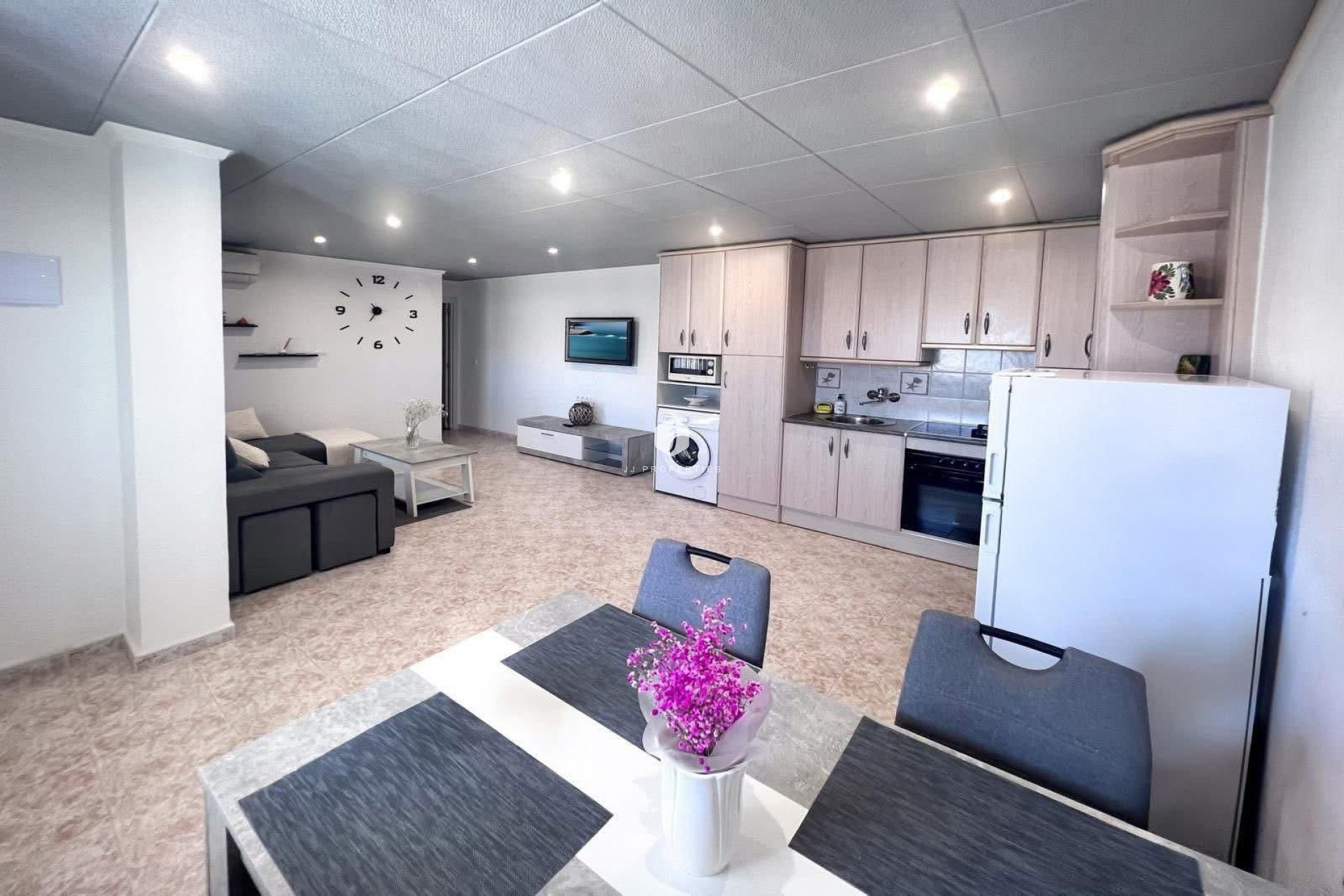 Z drugiej ręki - Szalet -
Cabo Cervera - Costa Blanca