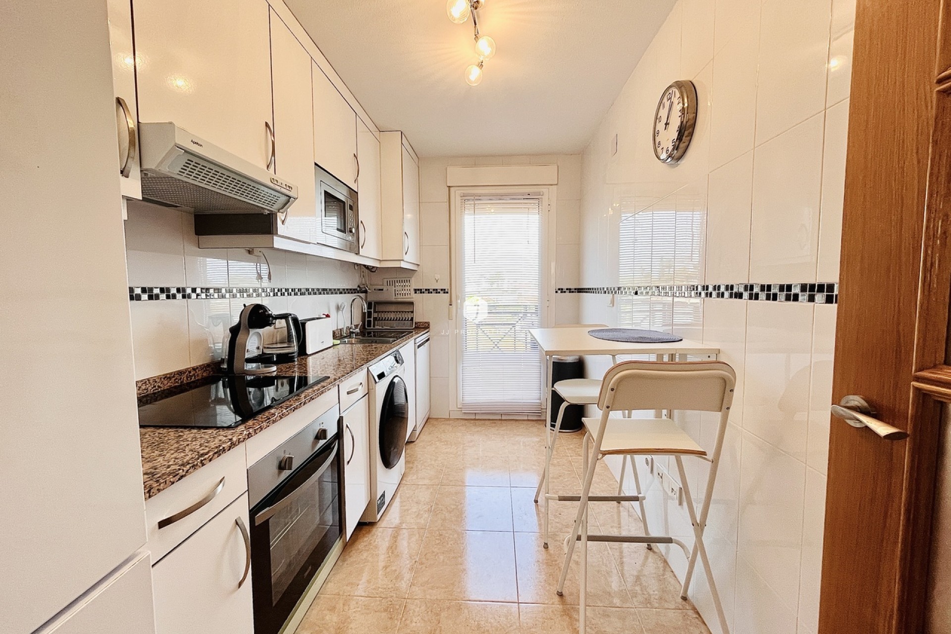 Z drugiej ręki - Szalet -
Cabo Roig - Costa Blanca