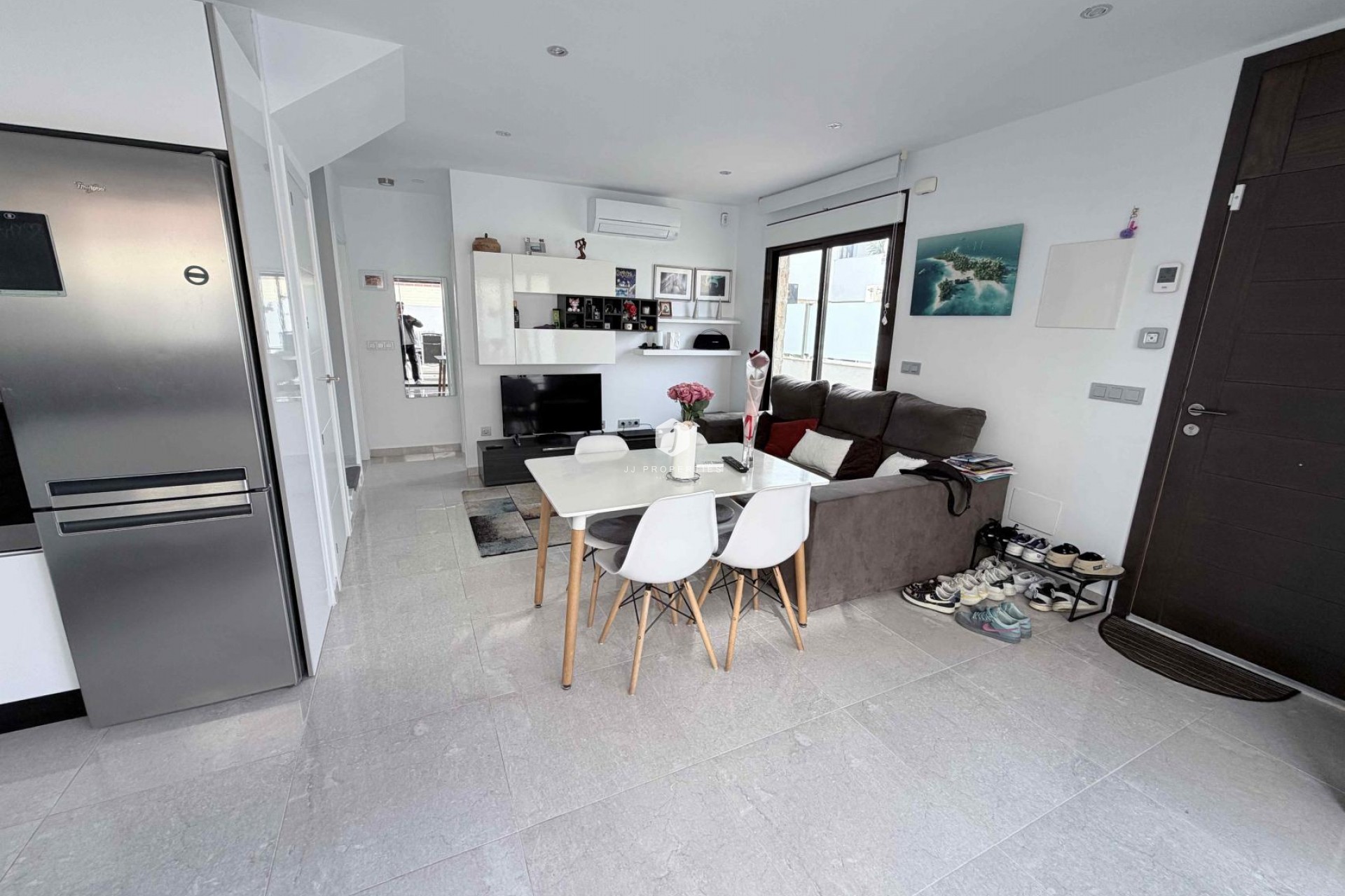 Z drugiej ręki - Szalet -
Cabo Roig - Costa Blanca