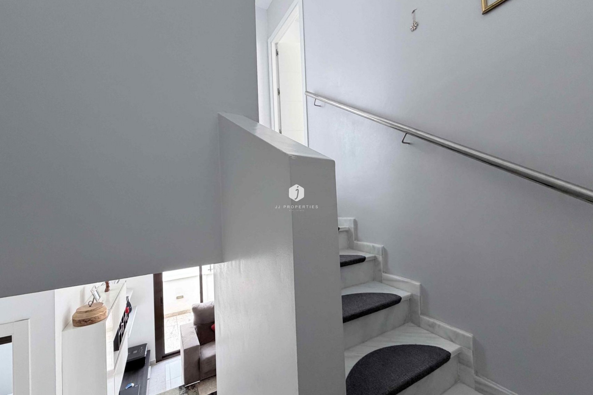 Z drugiej ręki - Szalet -
Cabo Roig - Costa Blanca