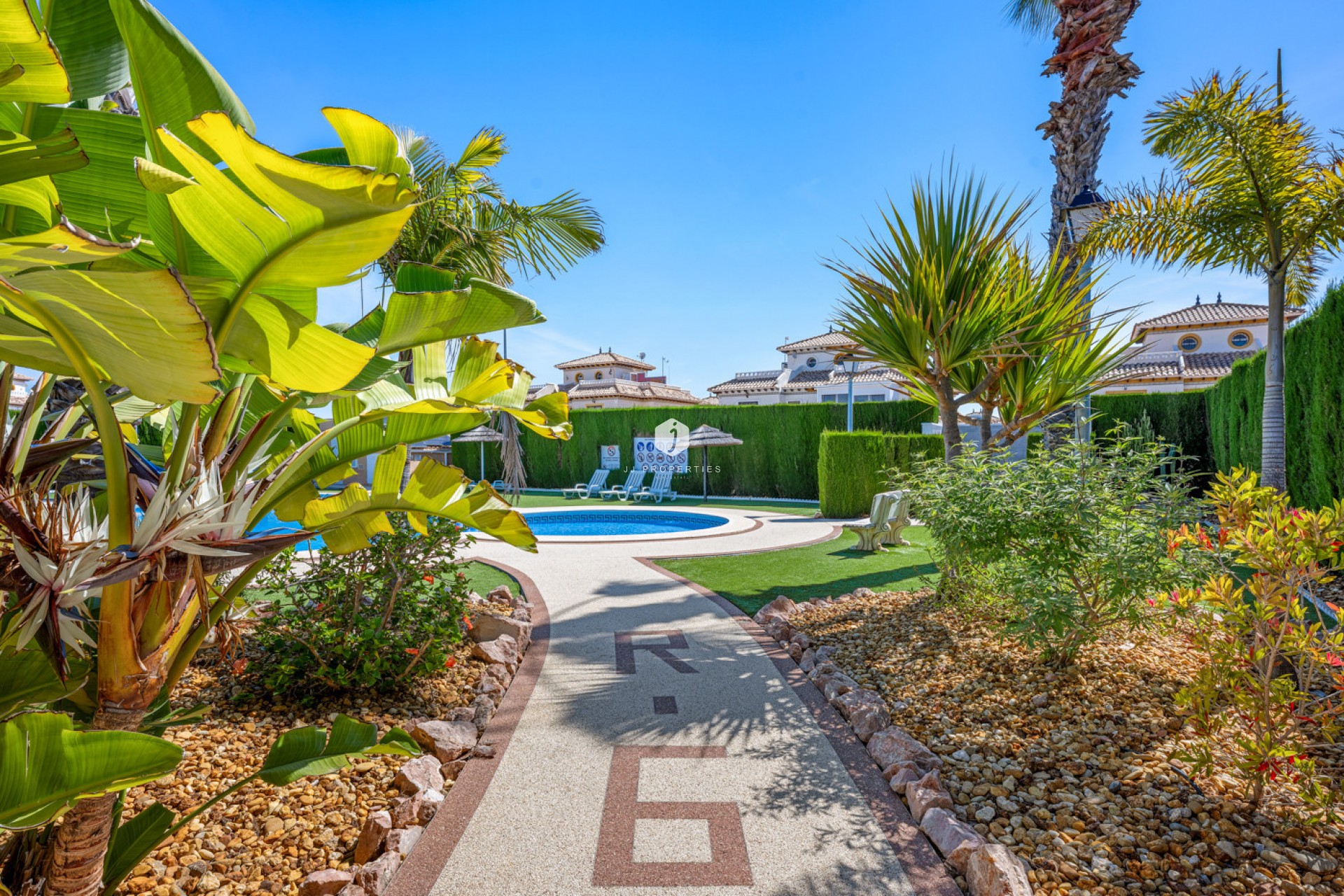 Z drugiej ręki - Szalet -
Cabo Roig - Costa Blanca