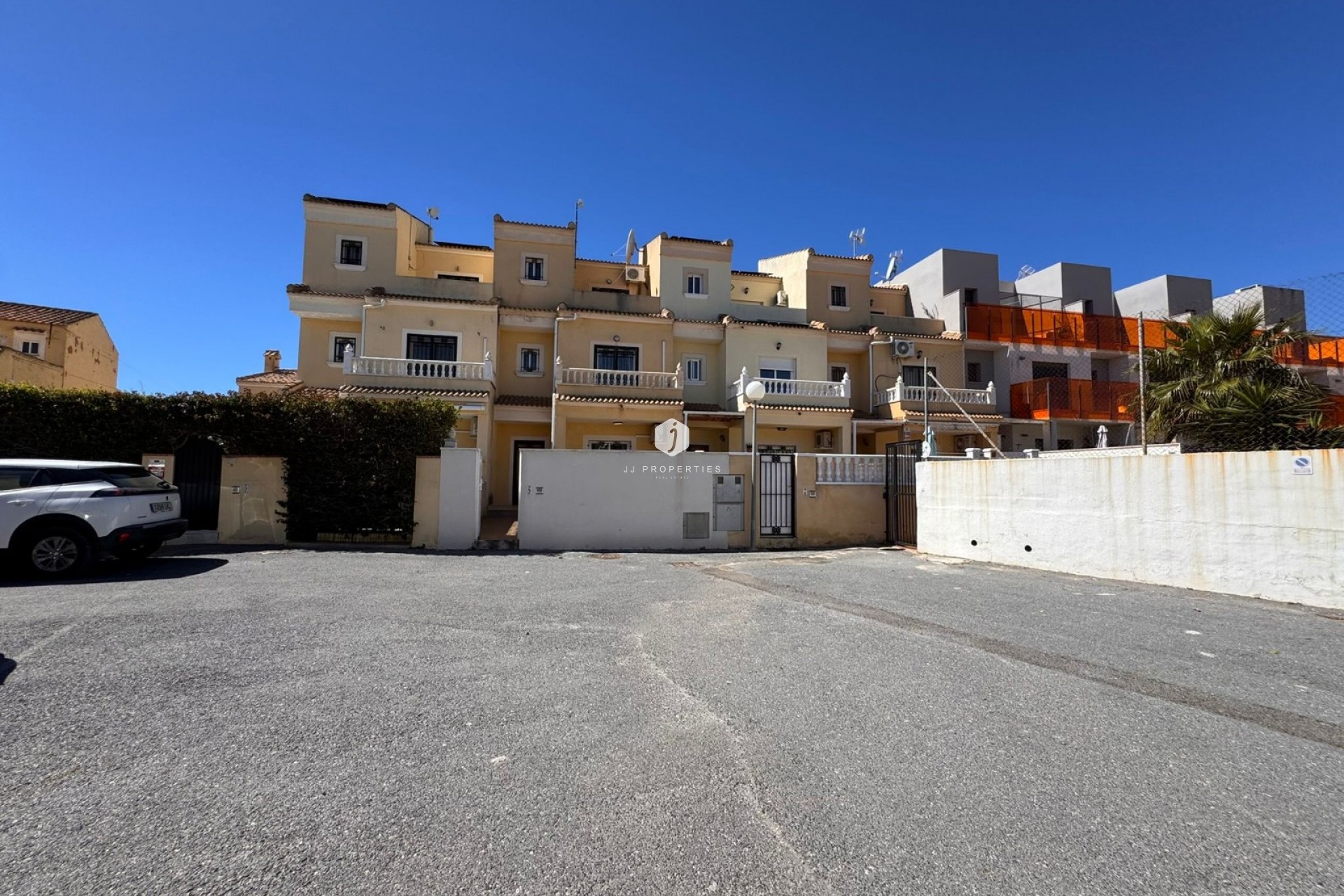 Z drugiej ręki - Szalet -
Campoamor - Costa Blanca