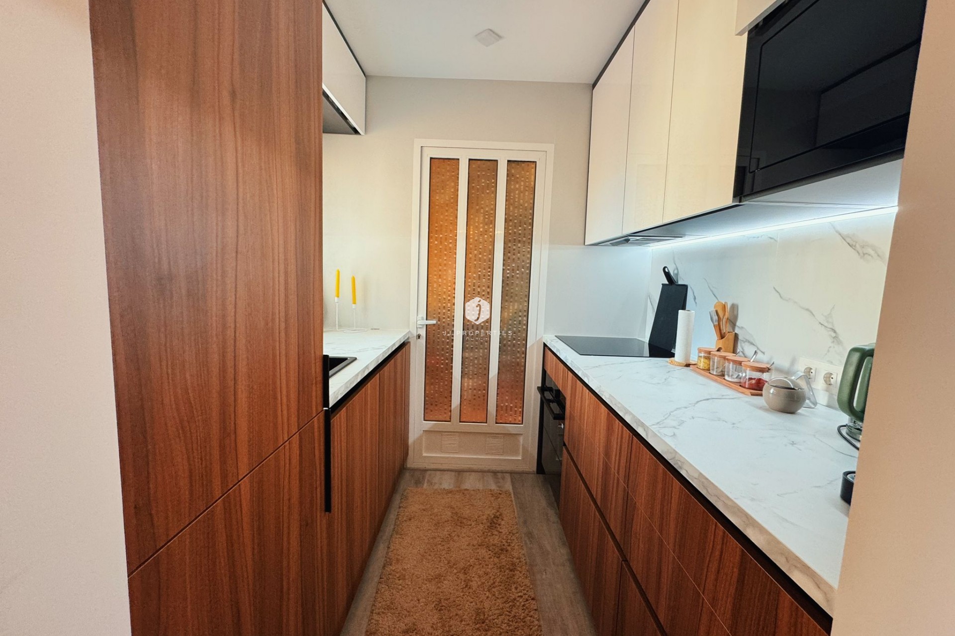 Z drugiej ręki - Szalet -
Ciudad Quesada - Costa Blanca